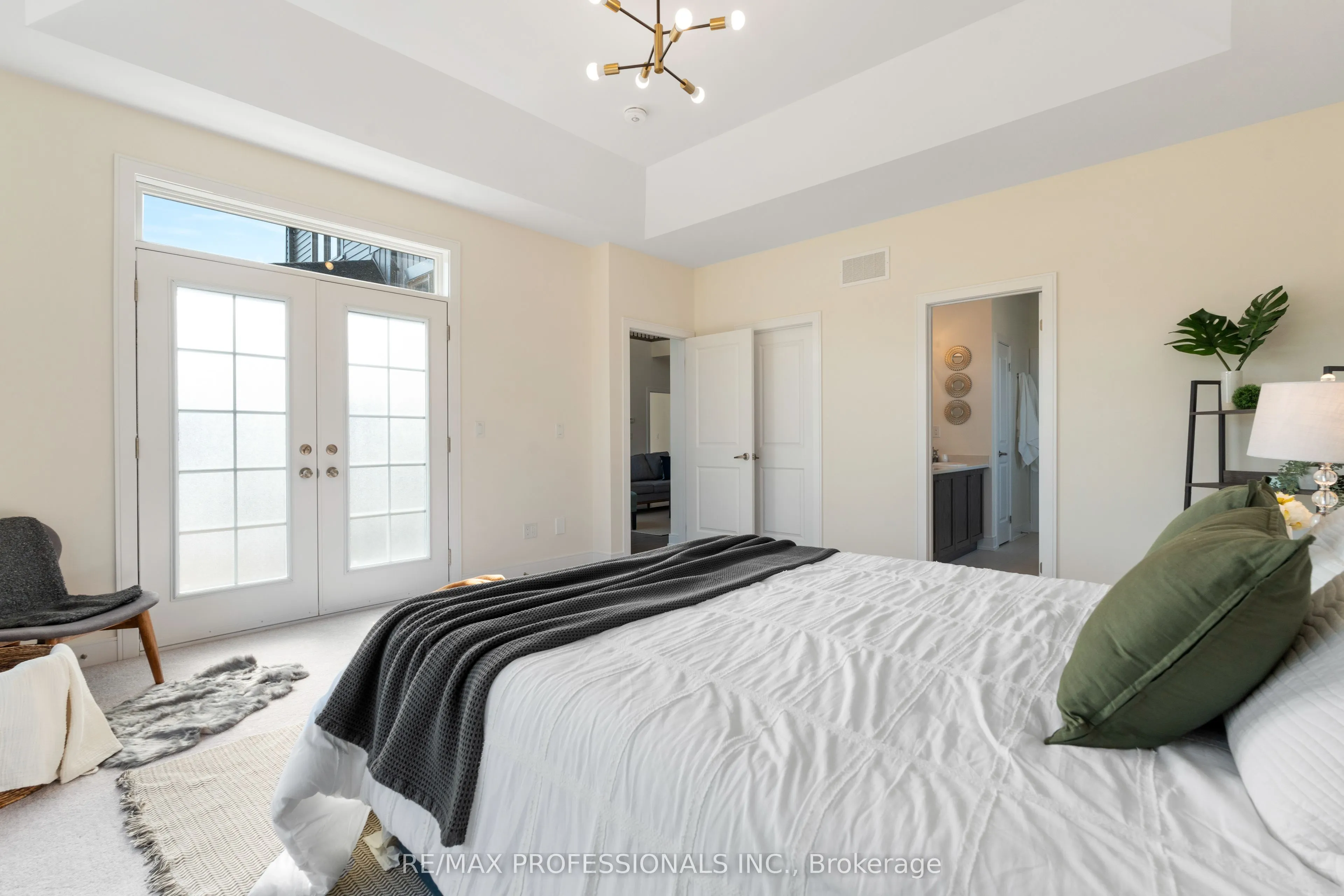 11 Blue Heron Drive