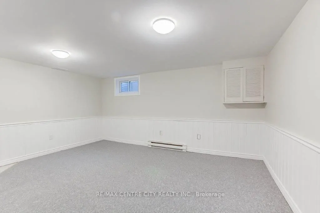 1290 Bentley Drive, #28