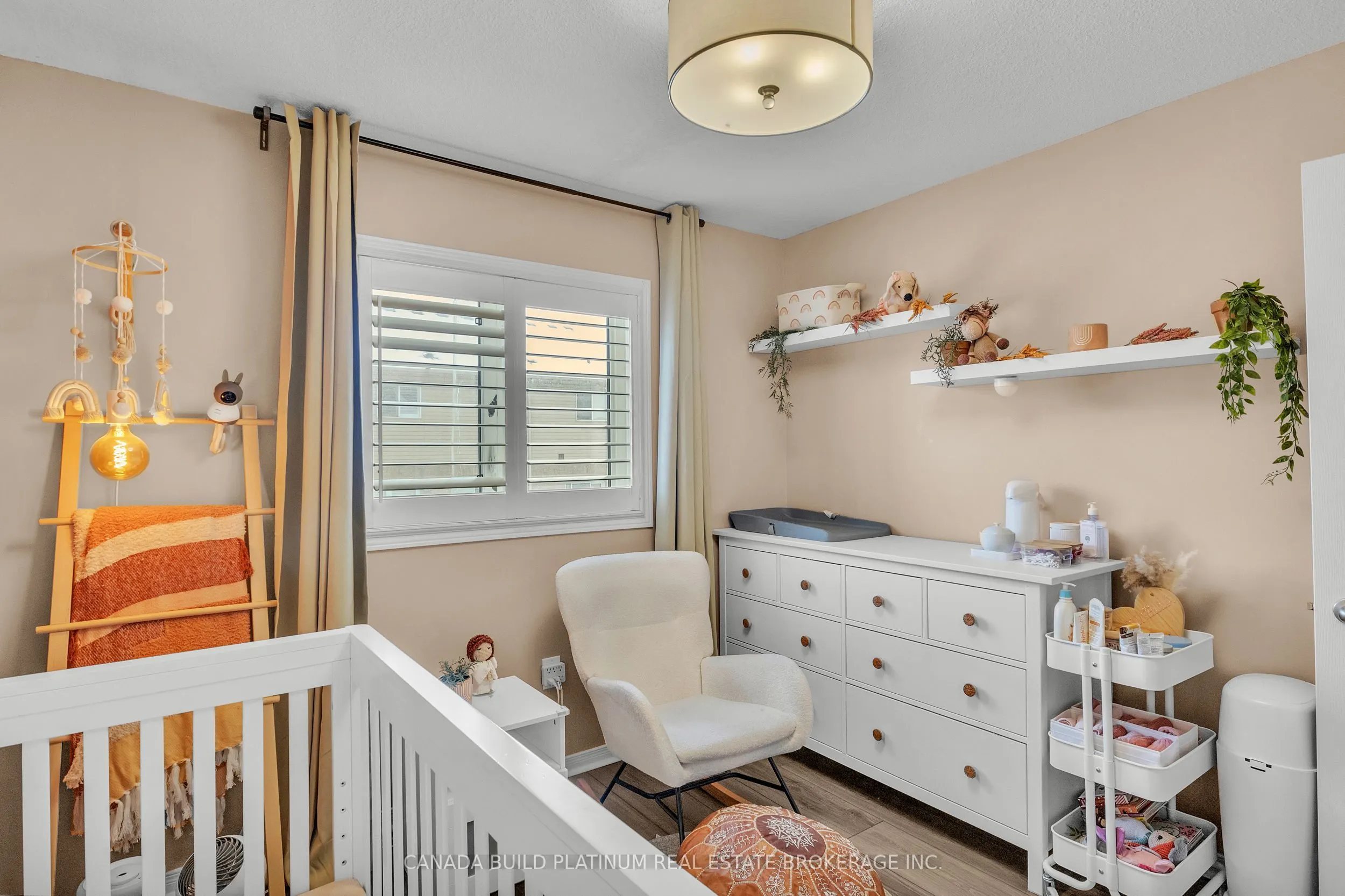 80 Palacebeach Trail