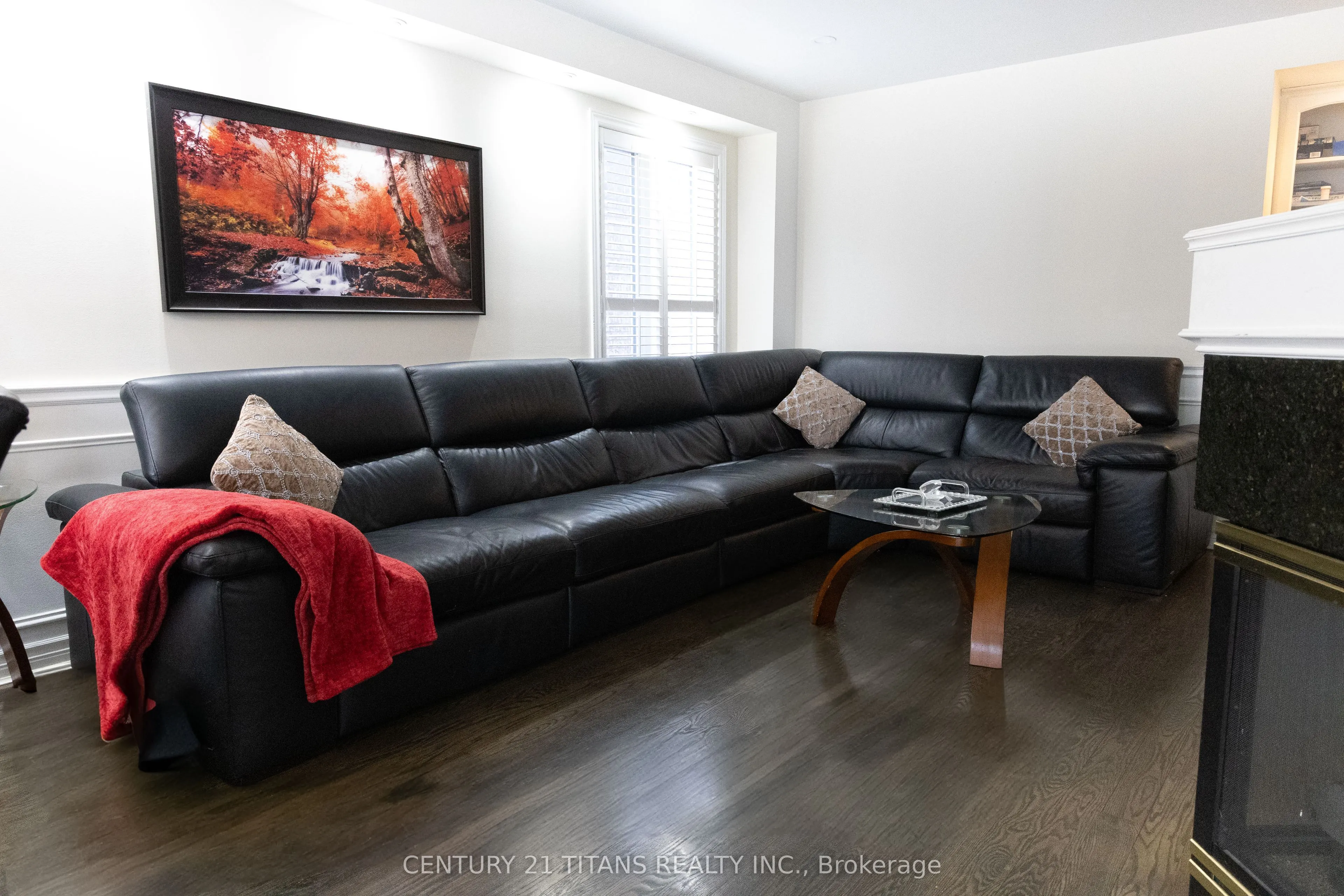 99 Donnici Drive