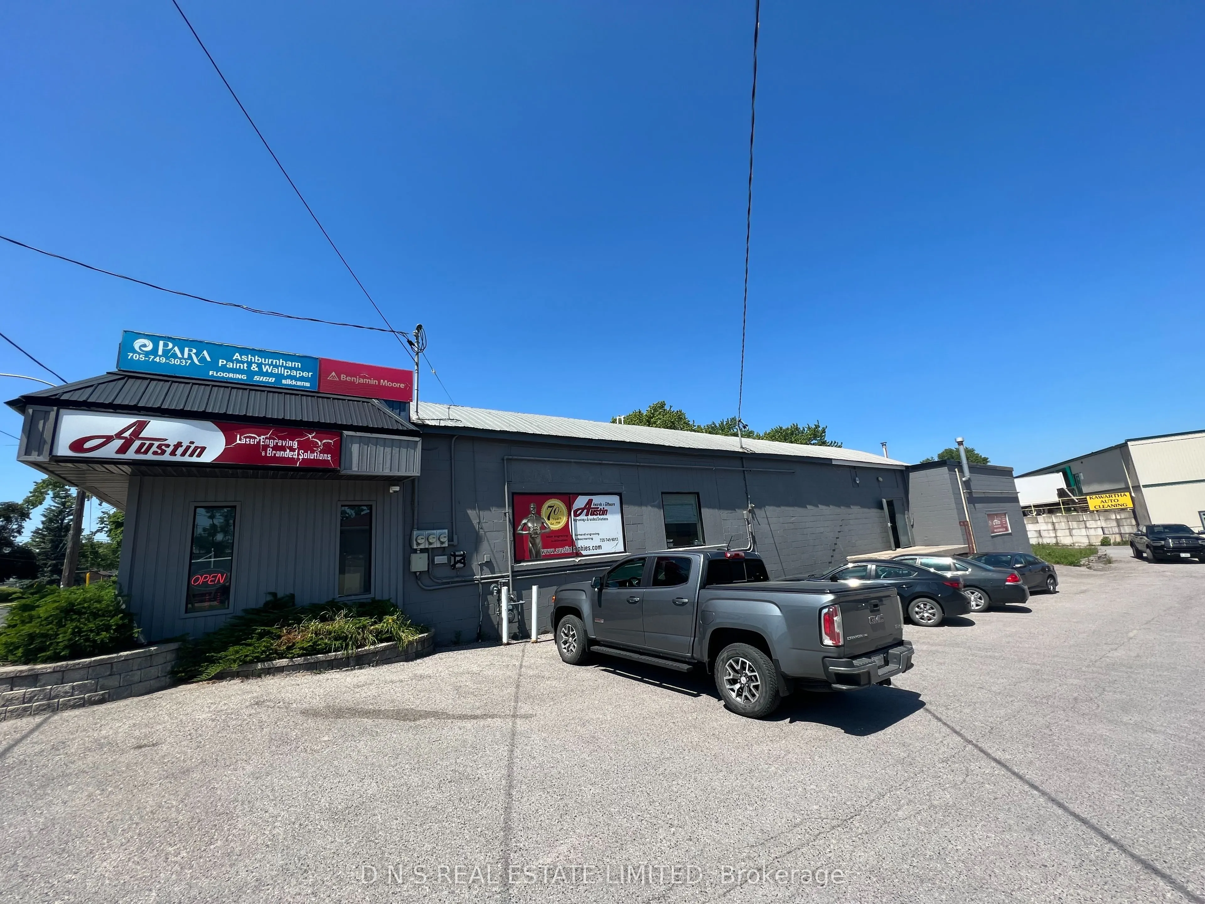 926 HIGH Street