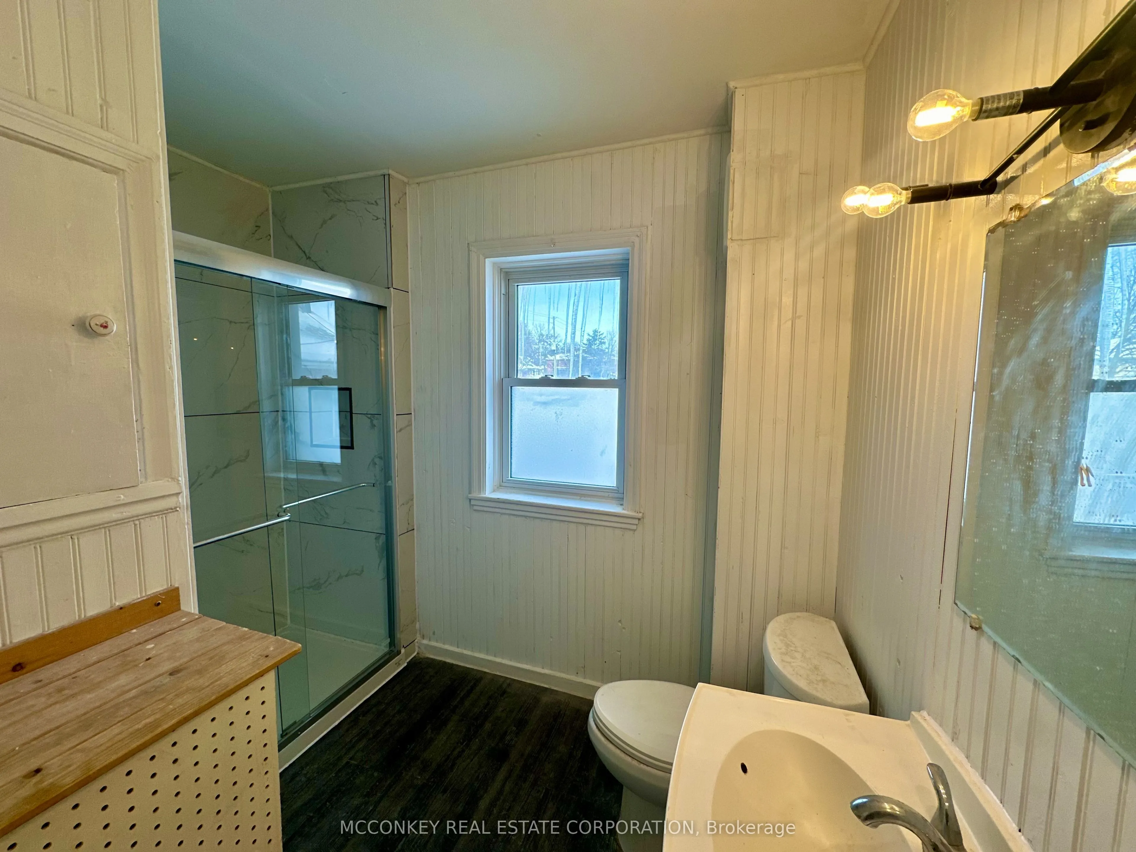 324 Charlotte Street, #Upper