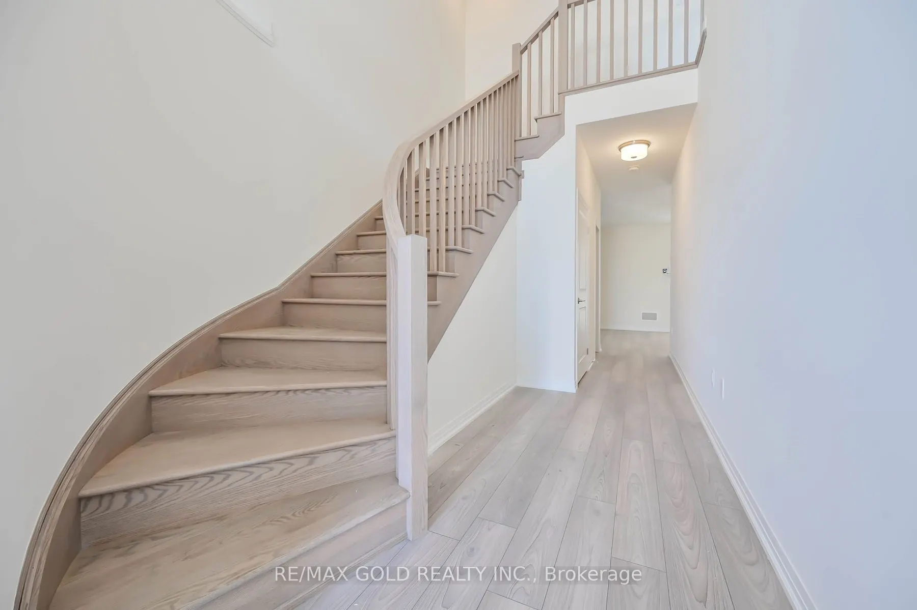 50 Wakeling Drive
