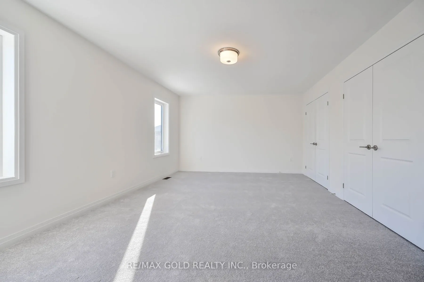 50 Wakeling Drive