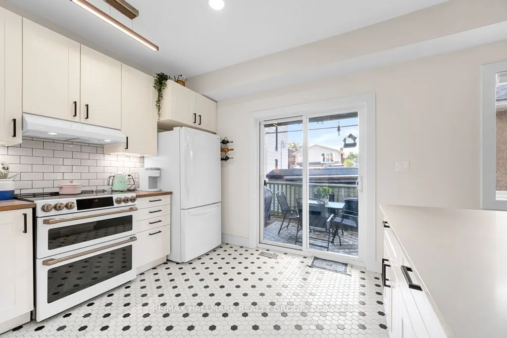 44 PUTMAN Avenue