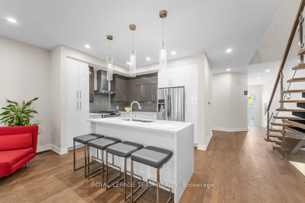 261 BEECHWOOD Avenue