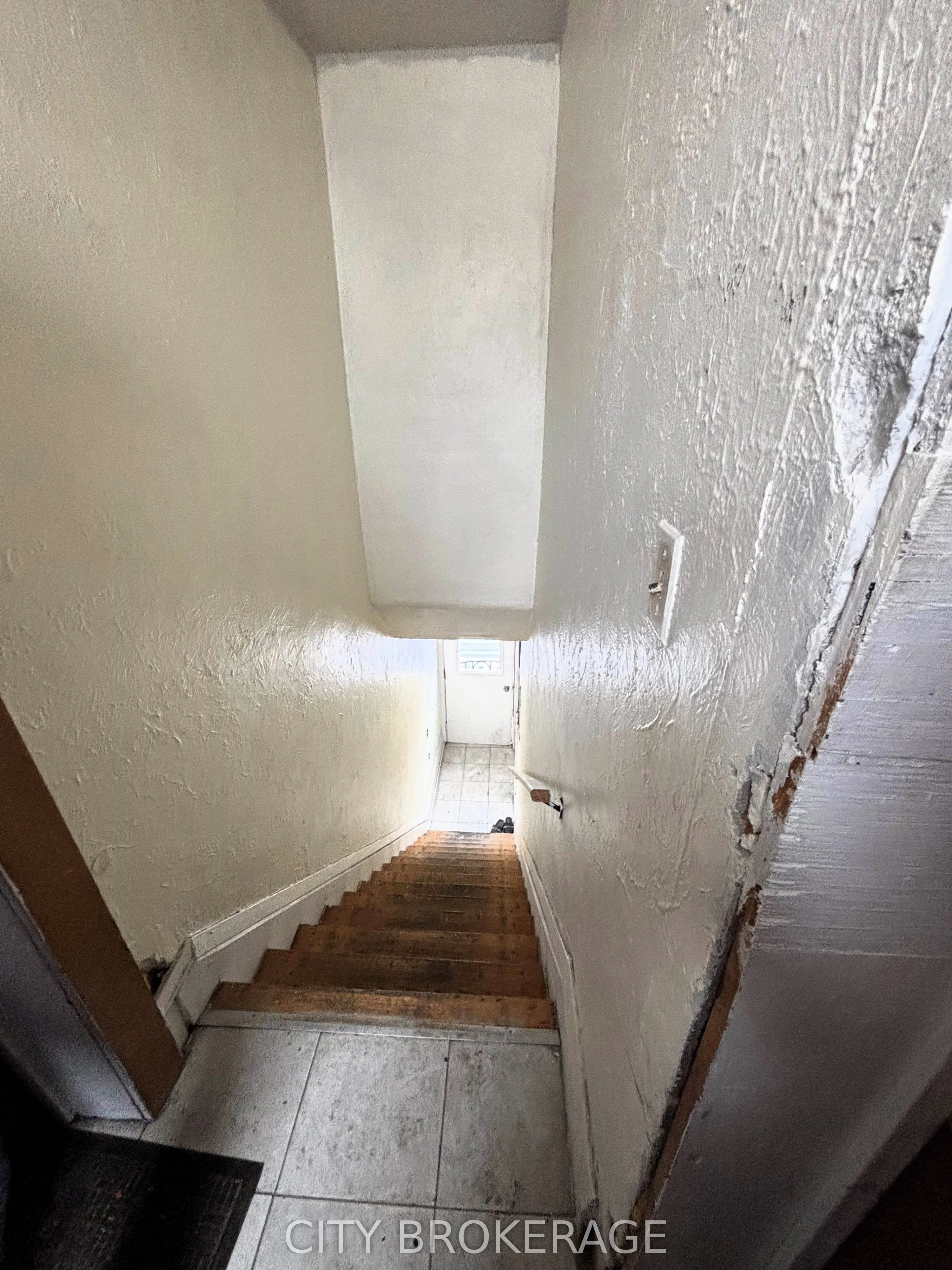 4 Rosemont Avenue
