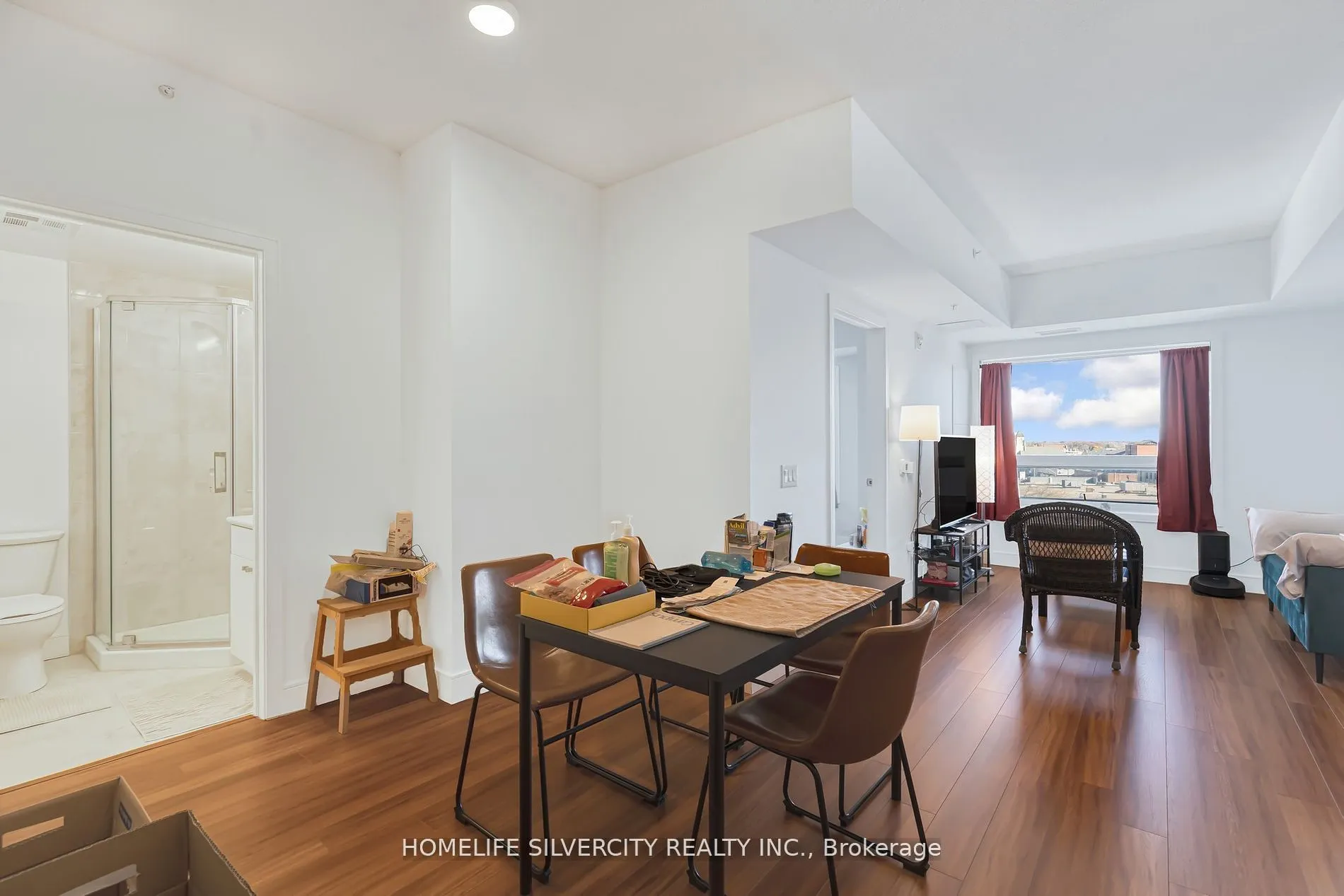 1 Wellington Street #615