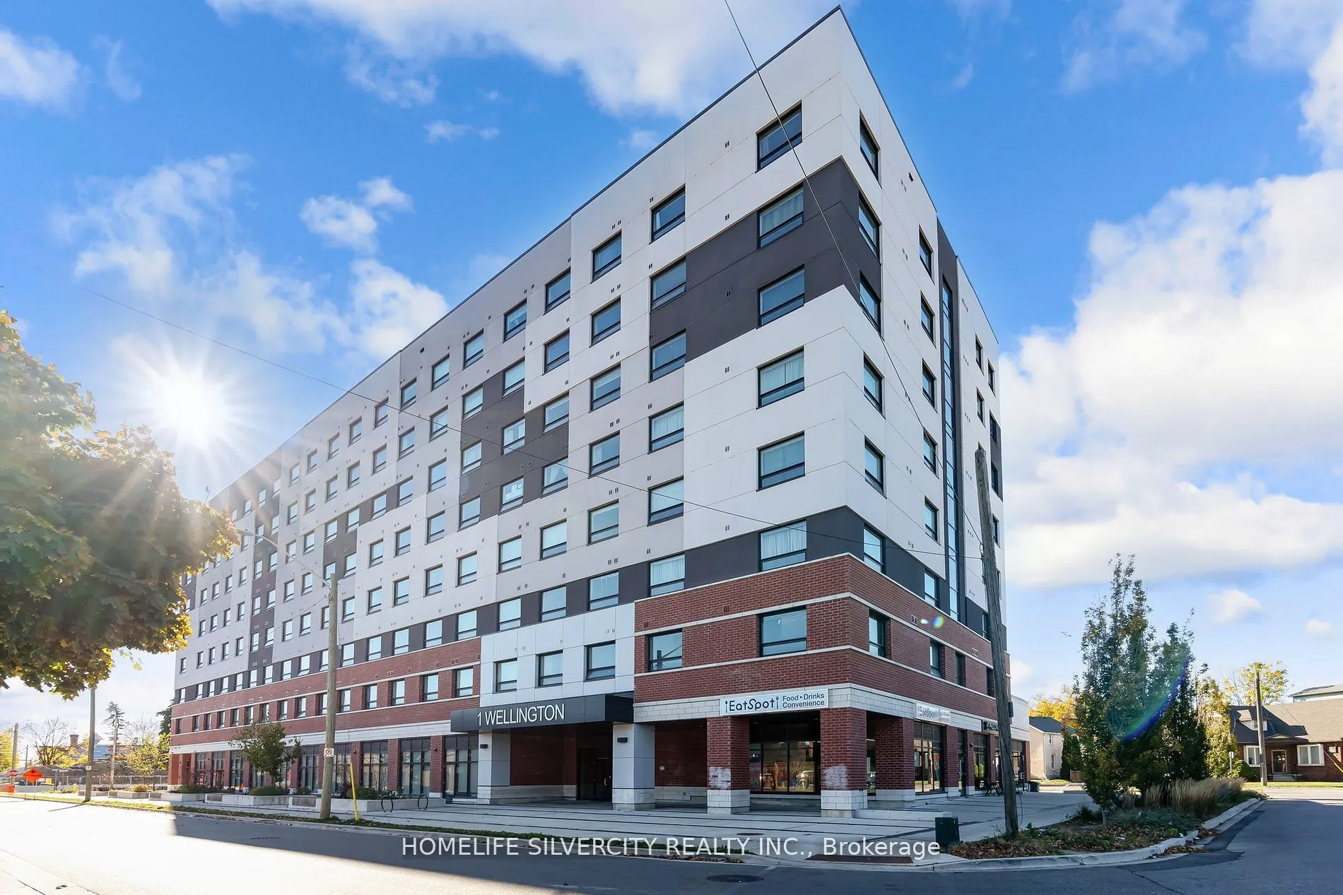 1 Wellington Street #615