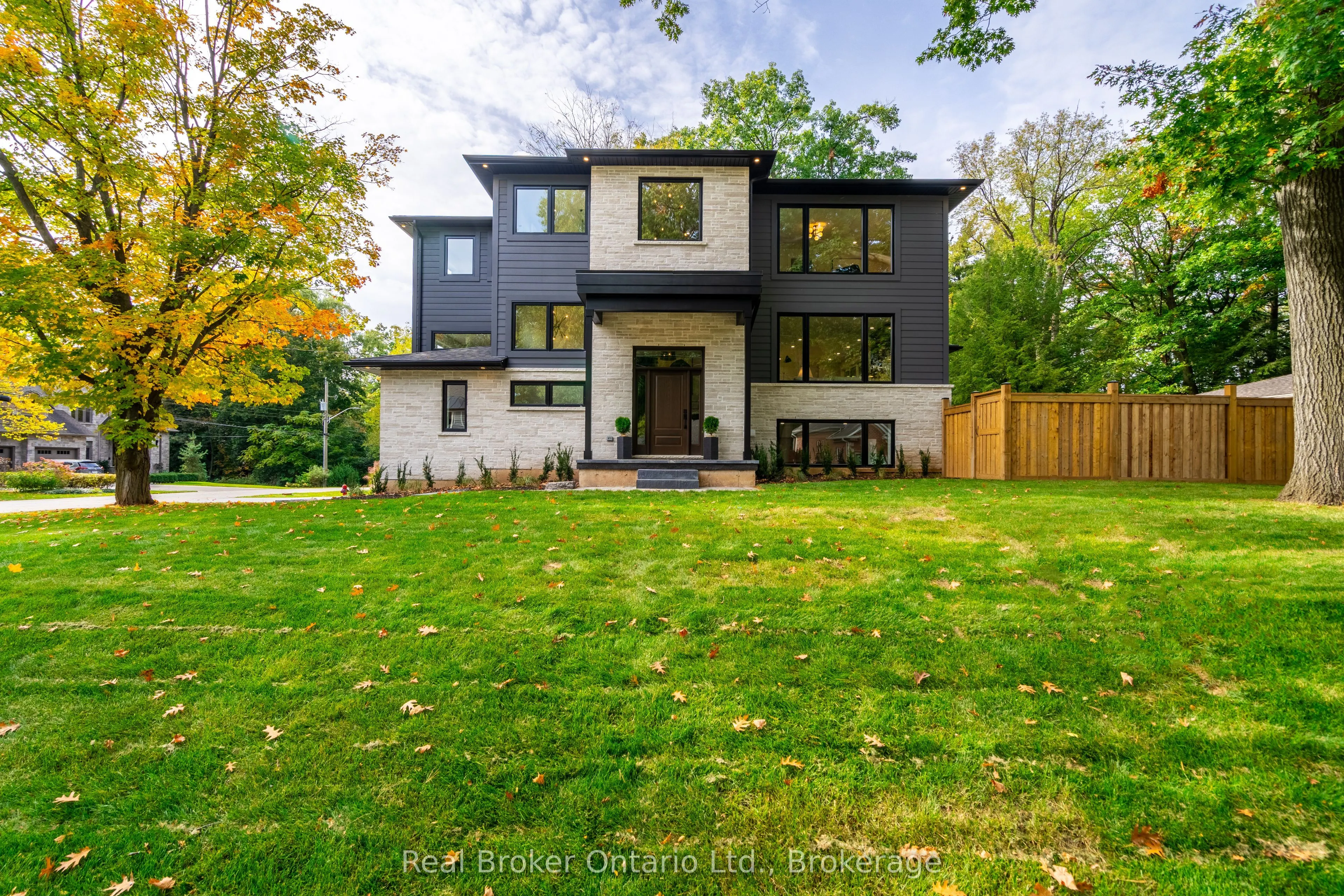 262 Robina Road