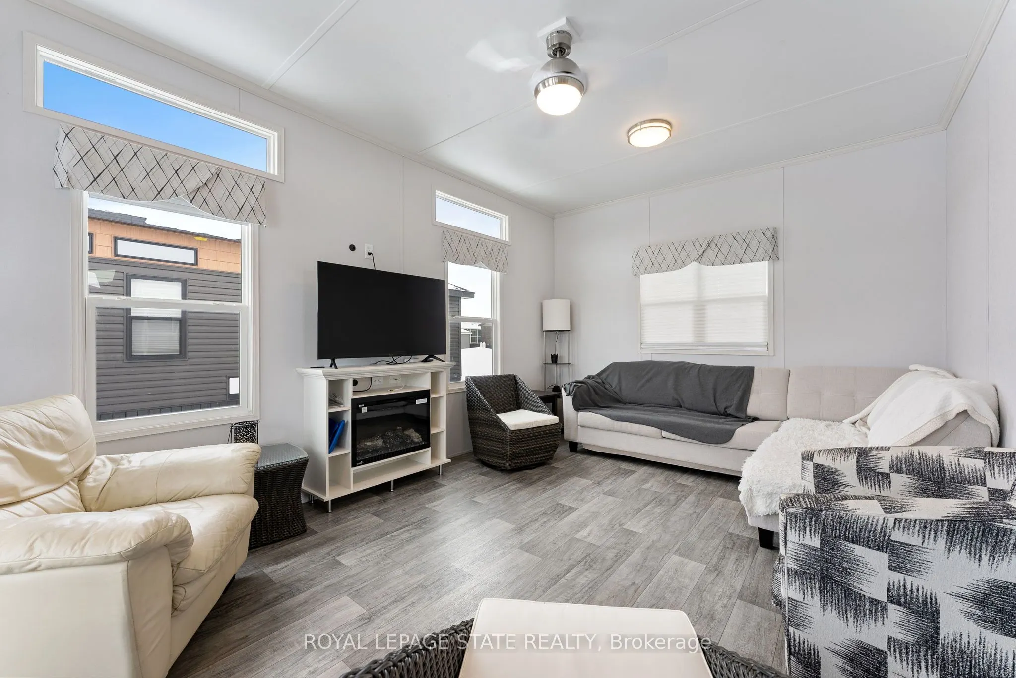 490 Empire Road, #156