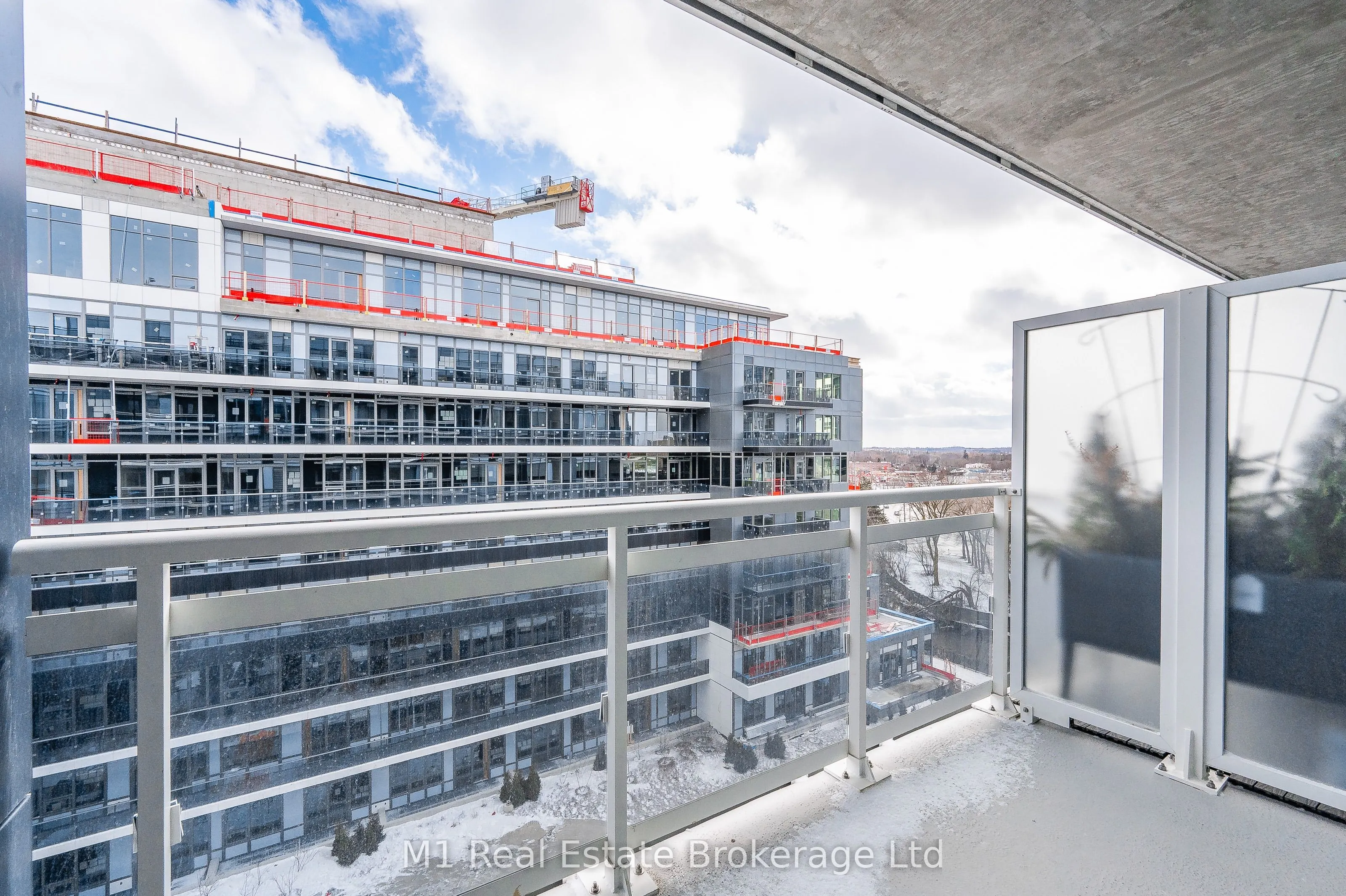 63 Arthur Street S, #801