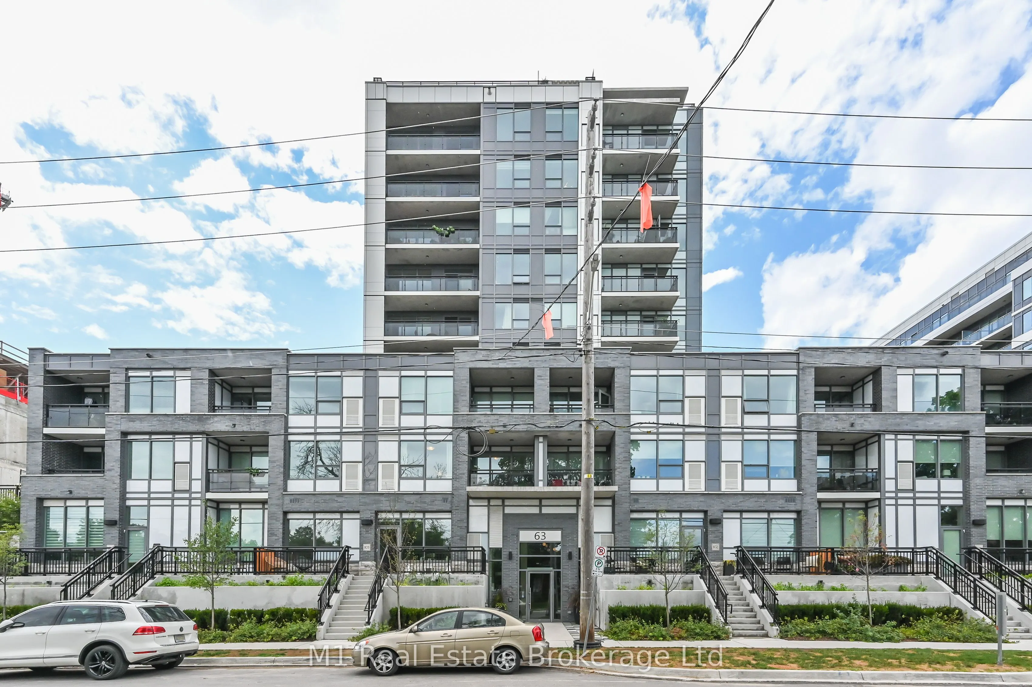 63 Arthur Street S, #801