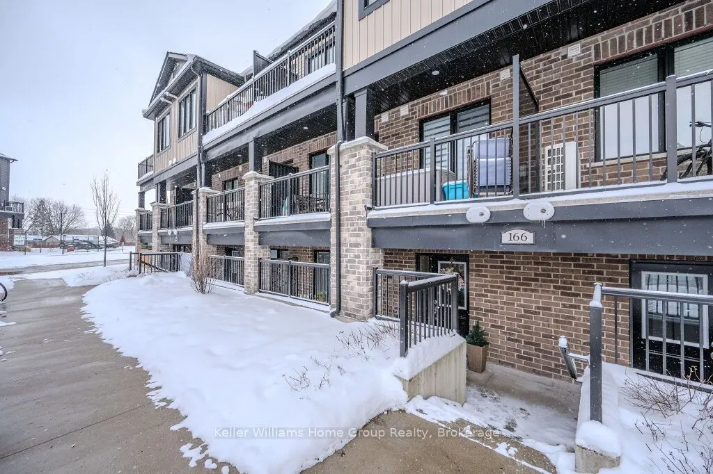 166 Rochefort Street, #E