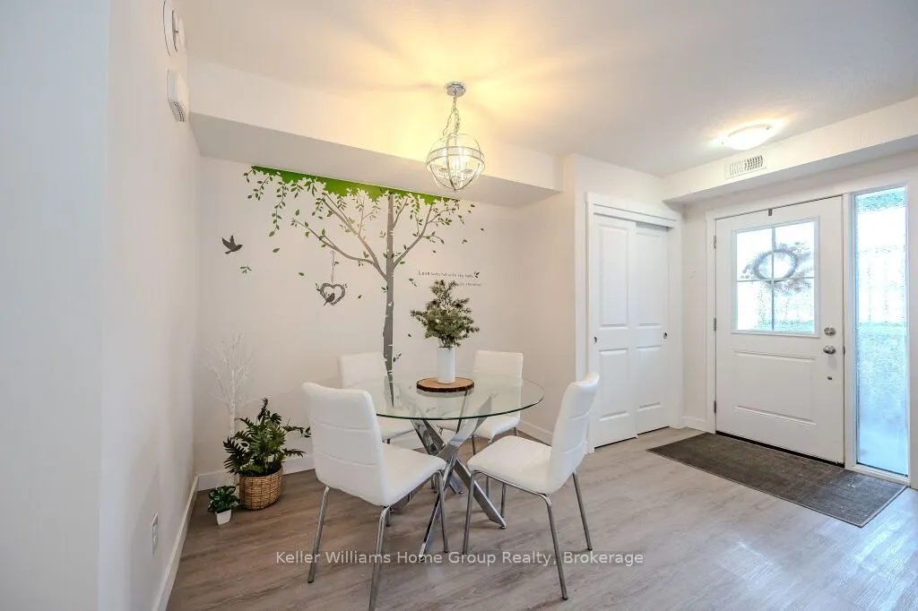 166 Rochefort Street, #E