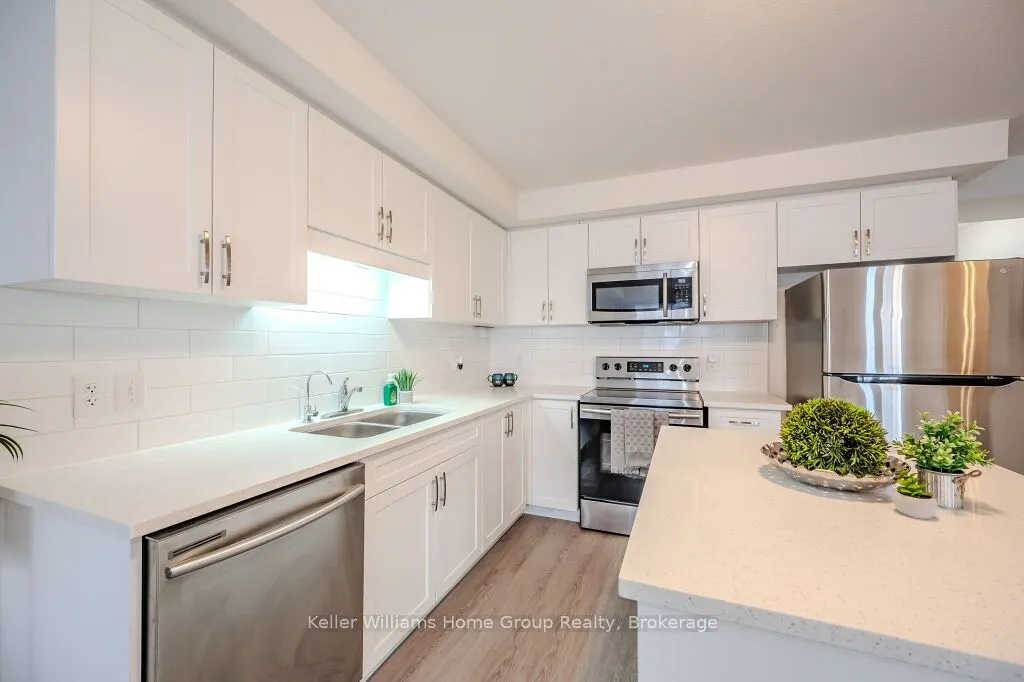 166 Rochefort Street, #E