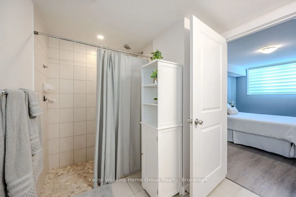 166 Rochefort Street, #E