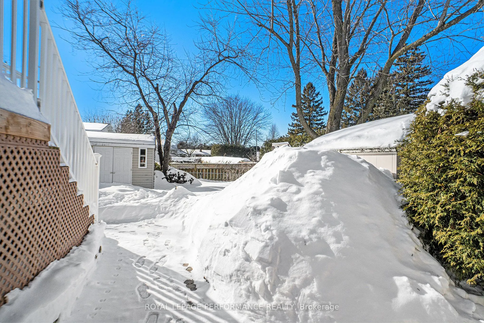 1524 Beaconfield Street