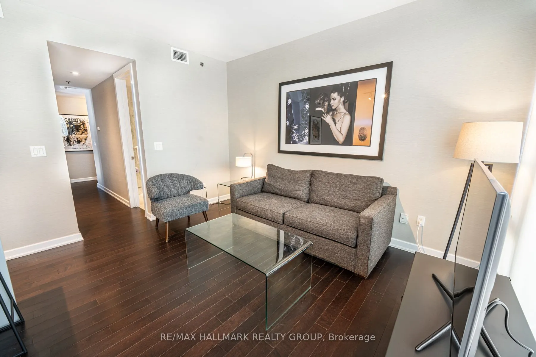 300 Lisgar Street, #203