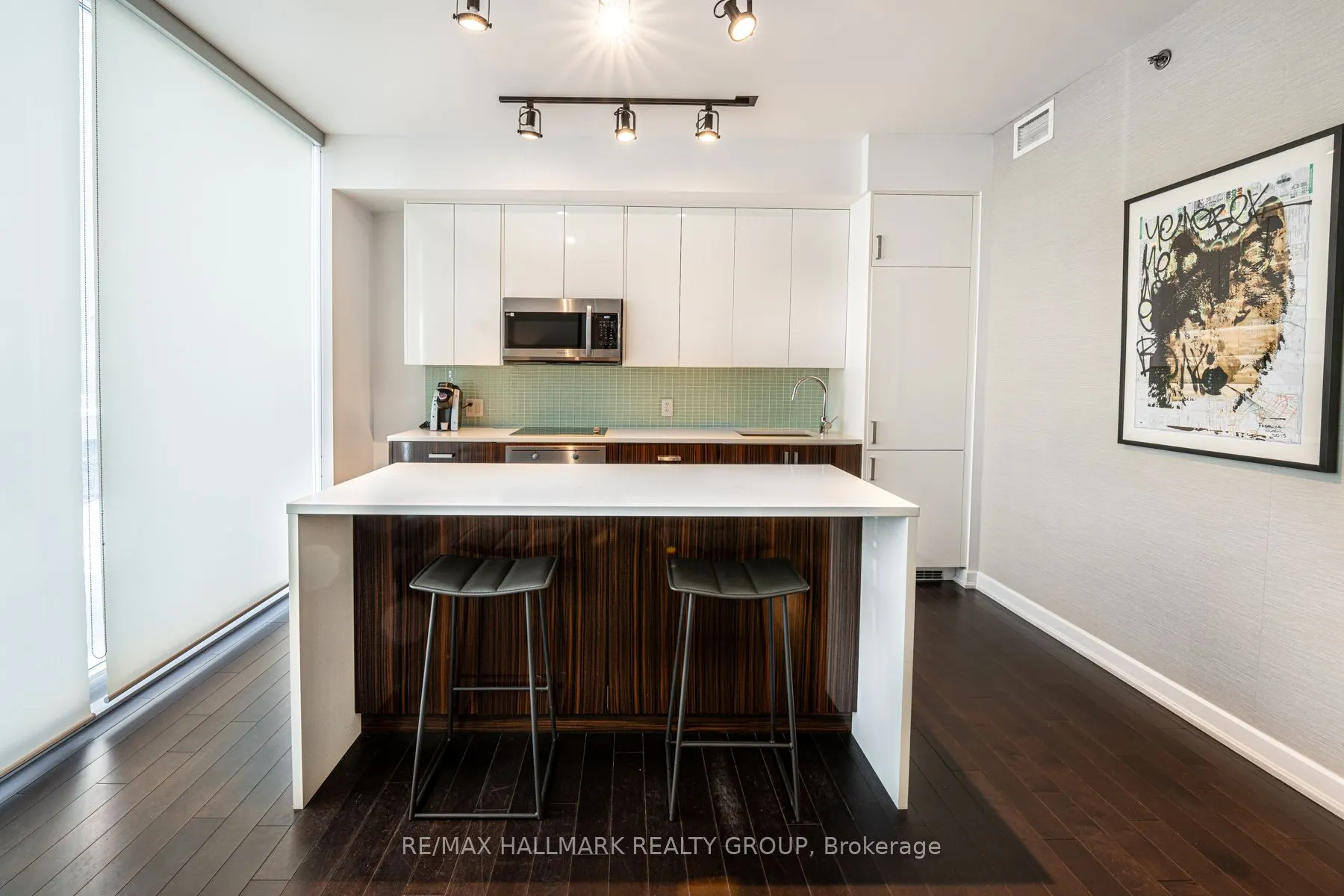 300 Lisgar Street, #203