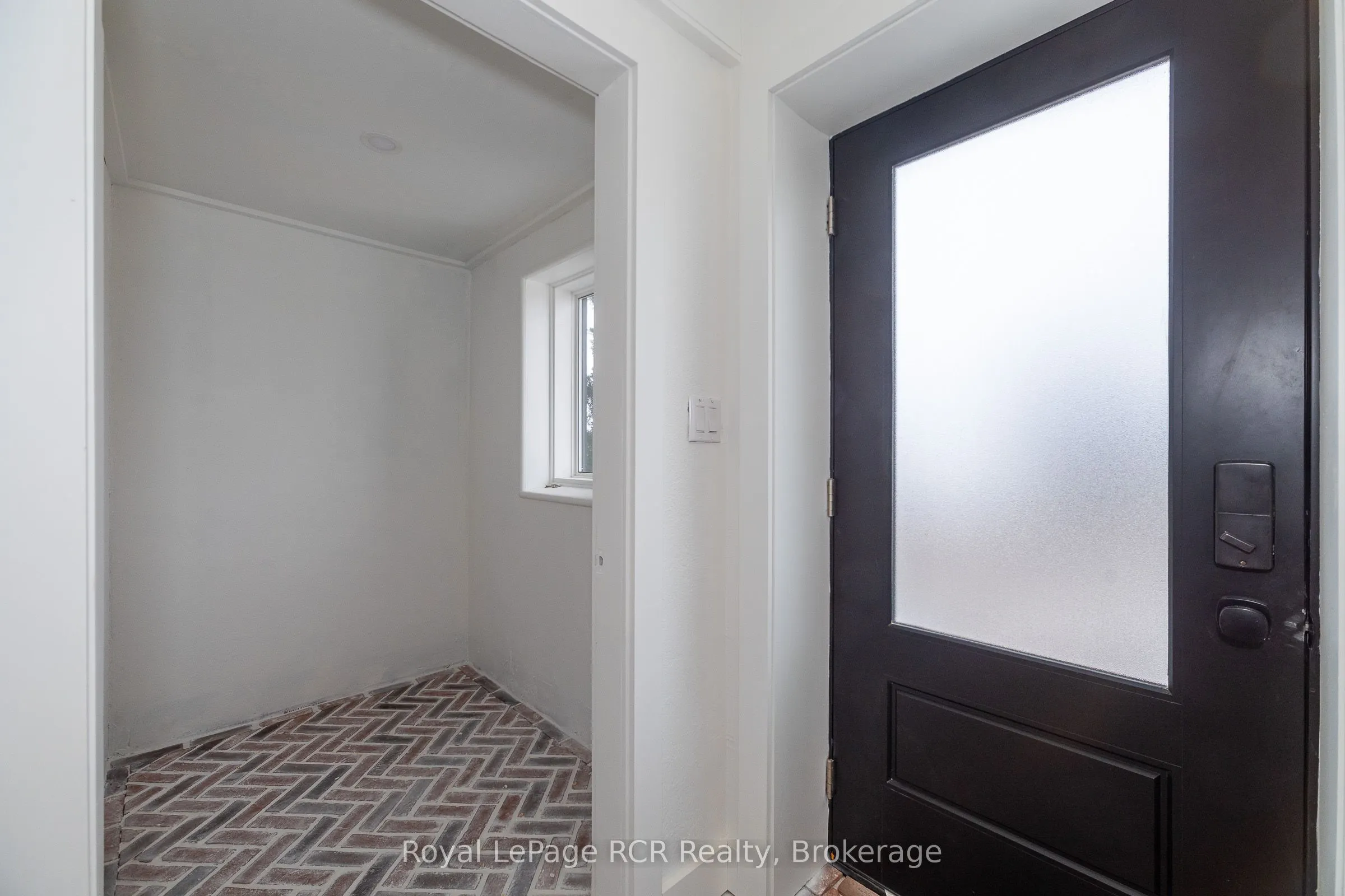 116190 Grey Road 3