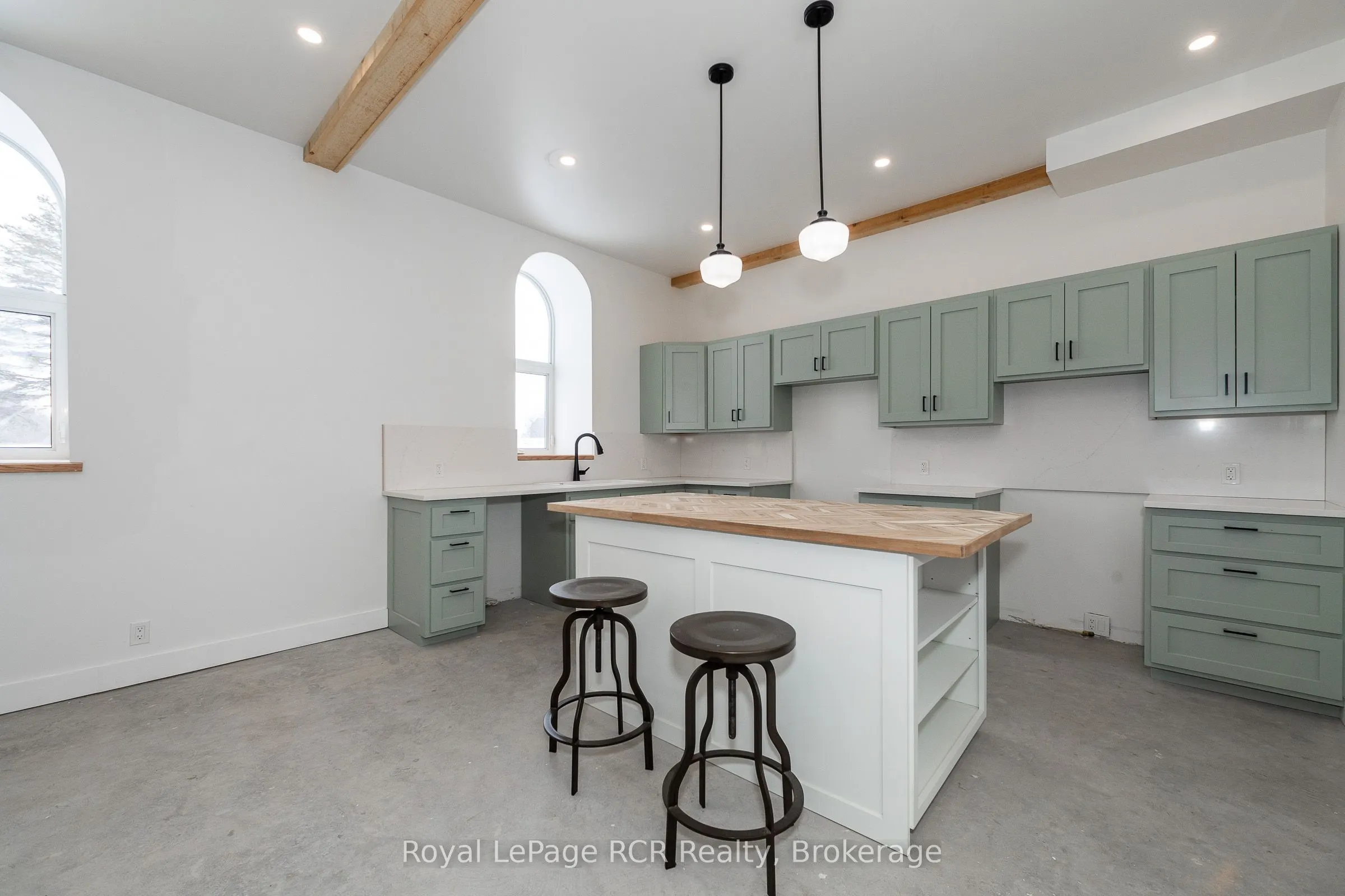 116190 Grey Road 3