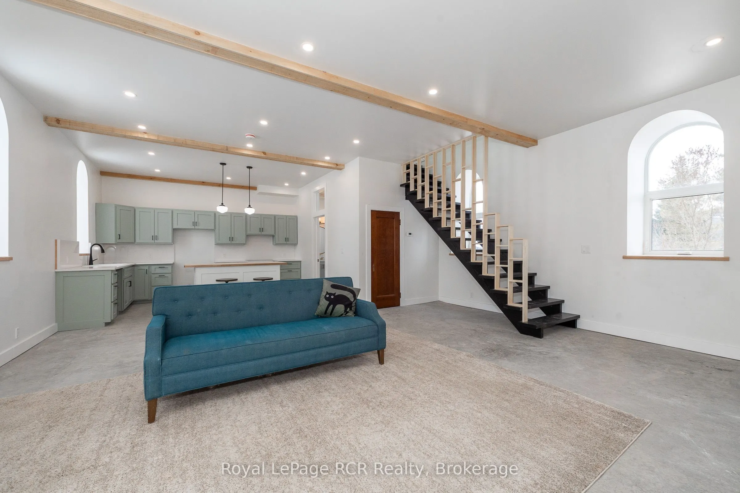 116190 Grey Road 3