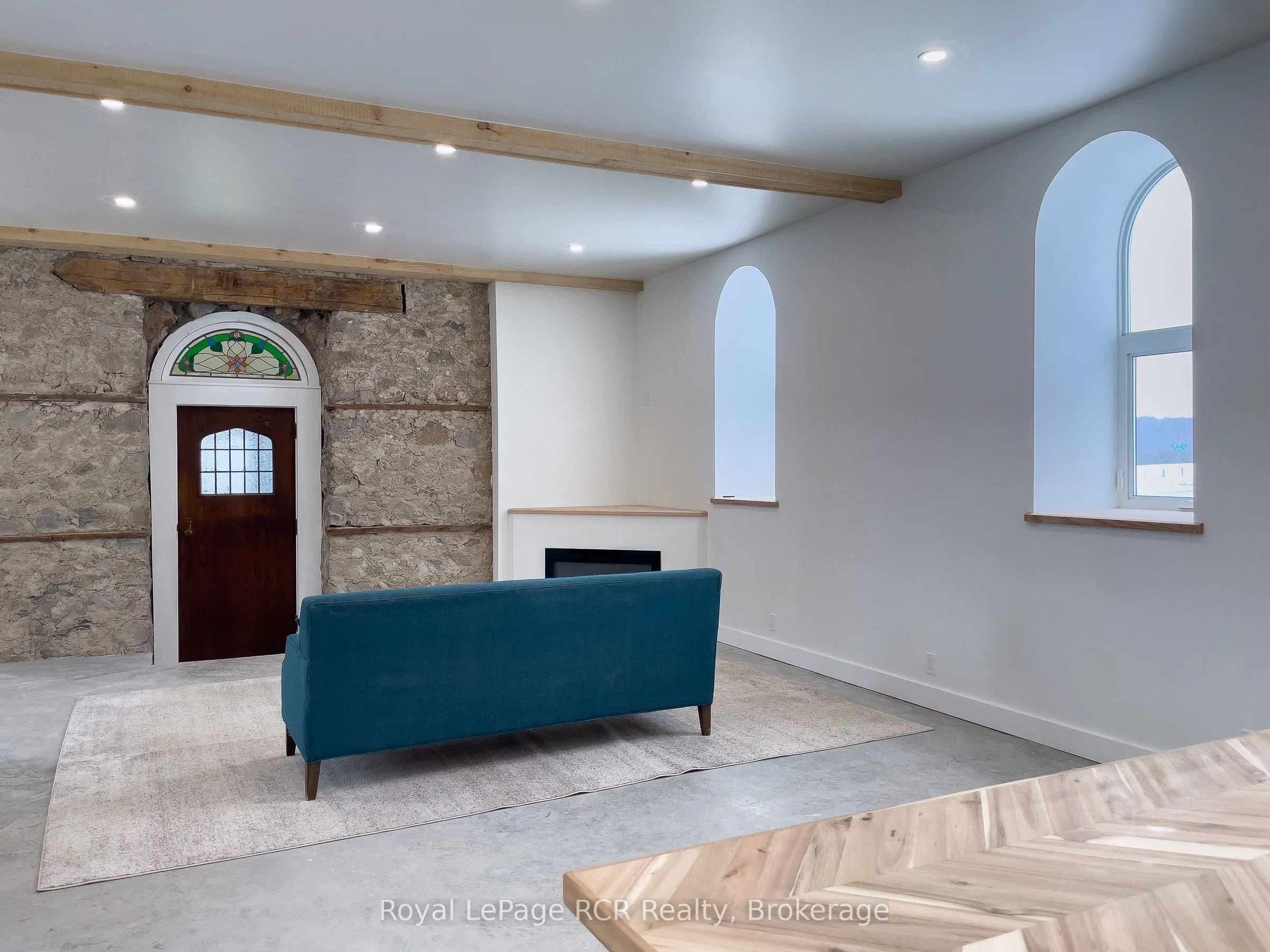 116190 Grey Road 3