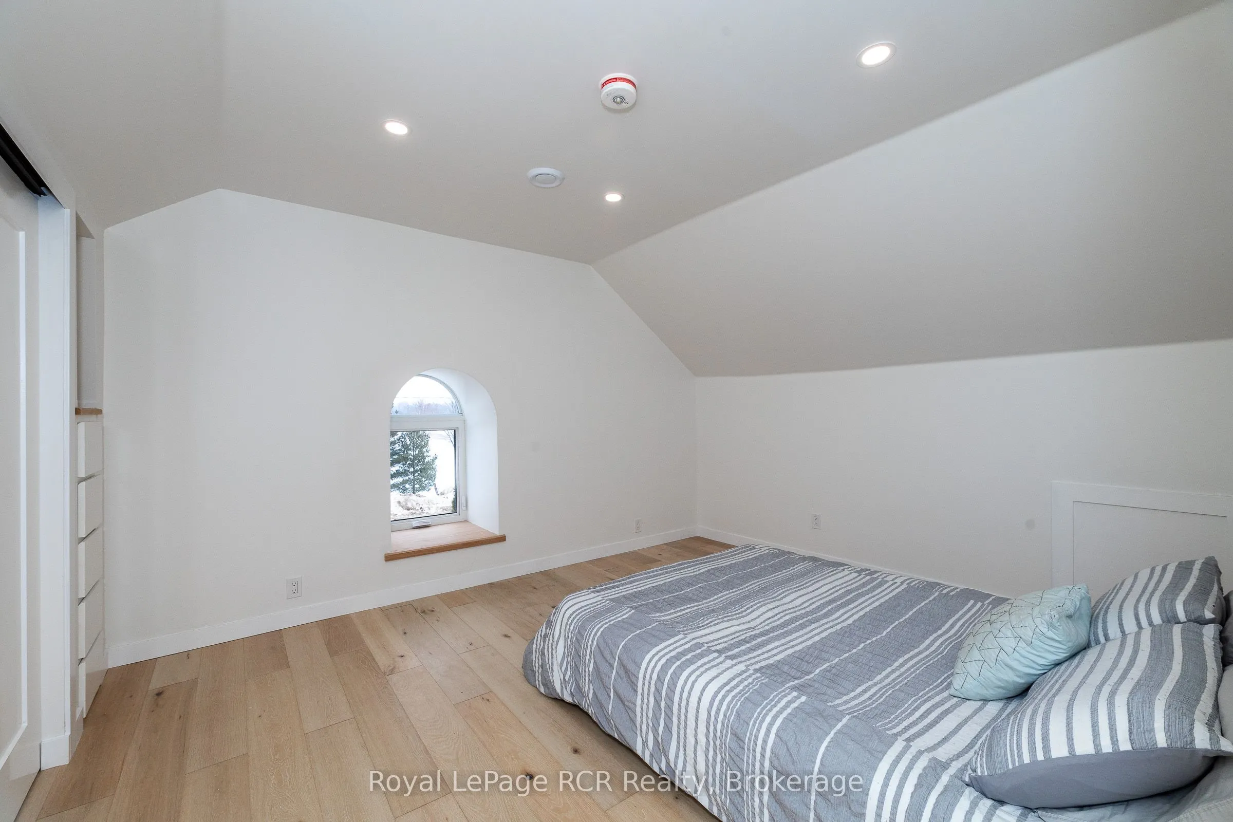 116190 Grey Road 3