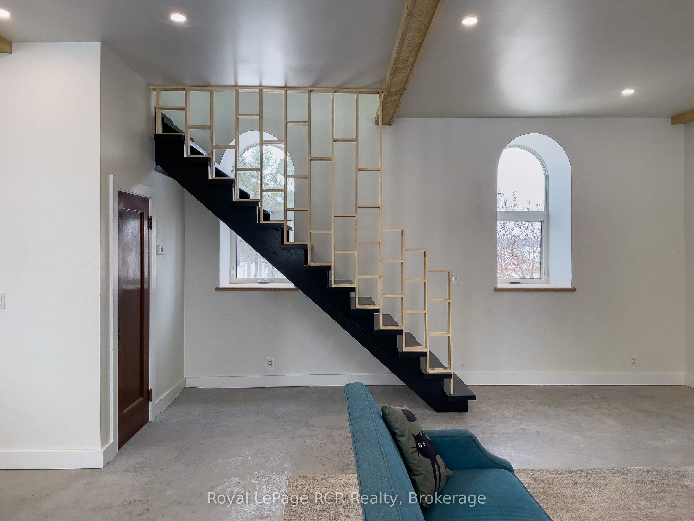 116190 Grey Road 3
