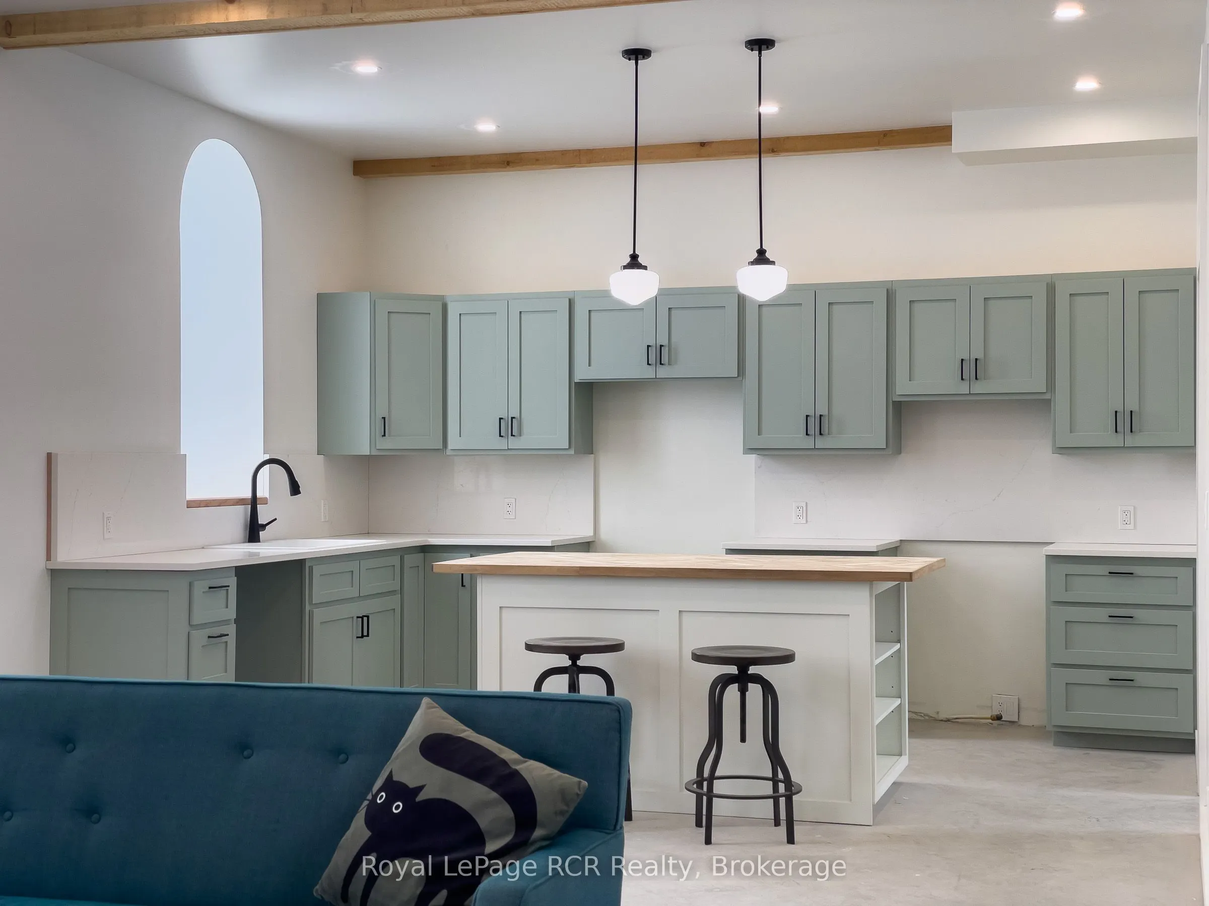 116190 Grey Road 3