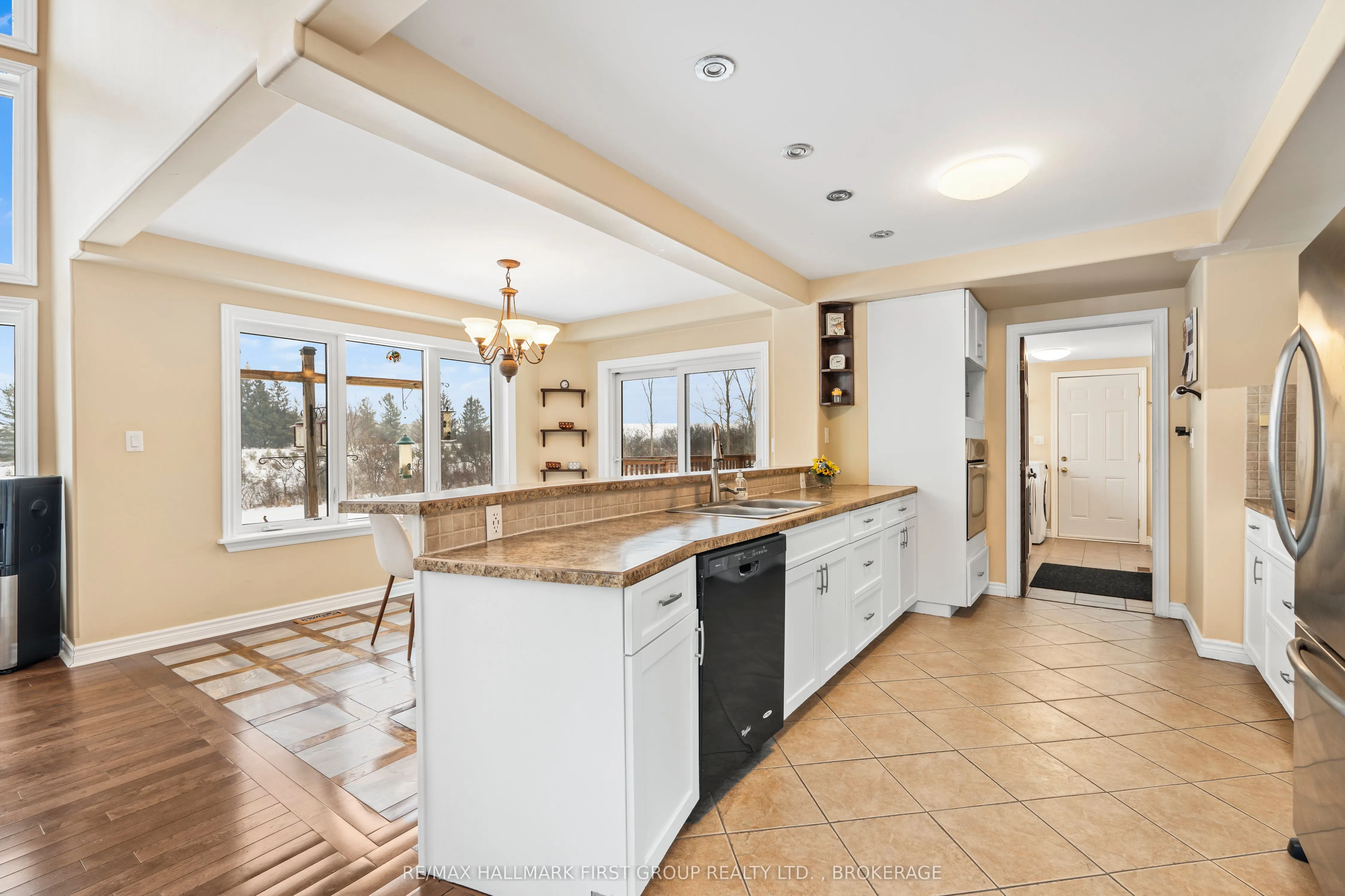 1461 ENGLISH Way