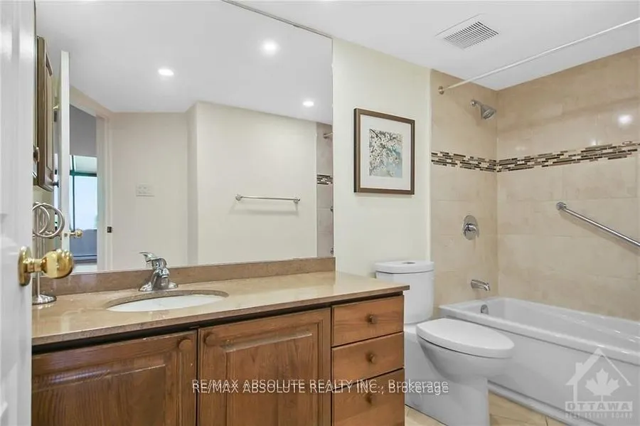 2019 CARLING Avenue, #702