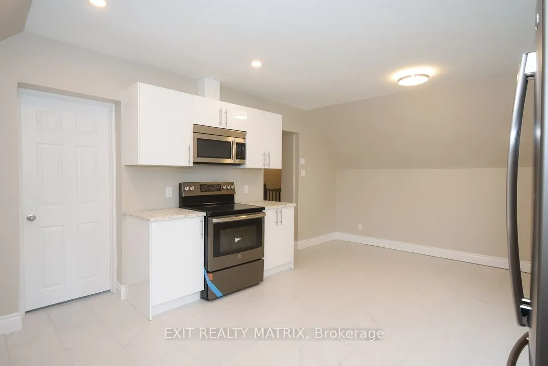 1429 Meadow Drive