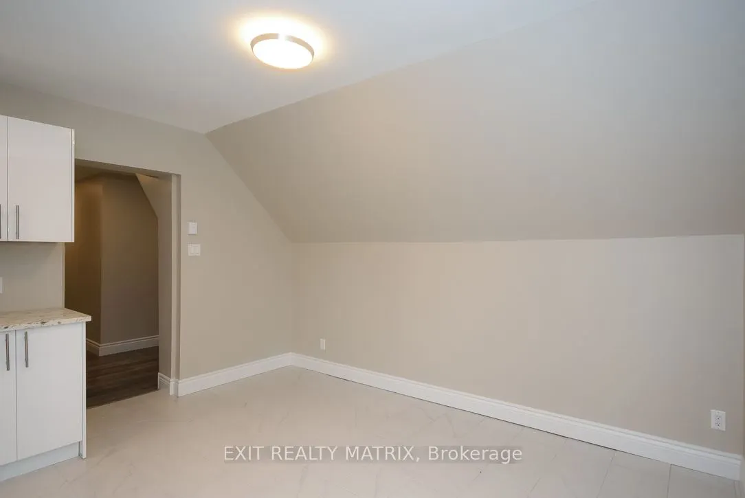 1429 Meadow Drive