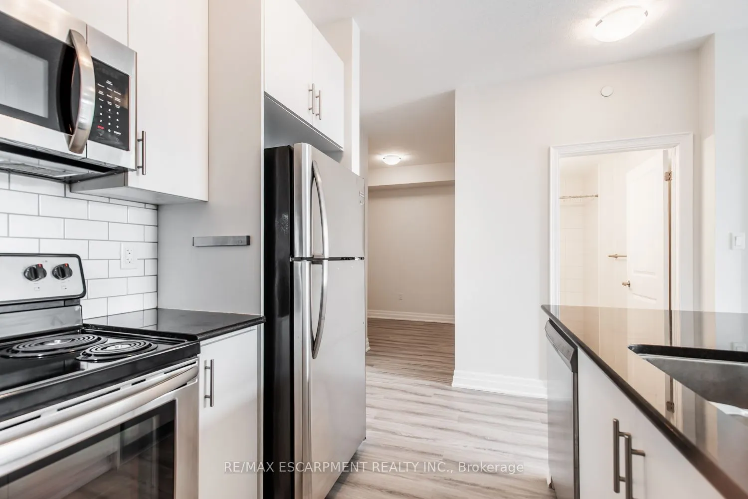 125 Shoreview Place, #510