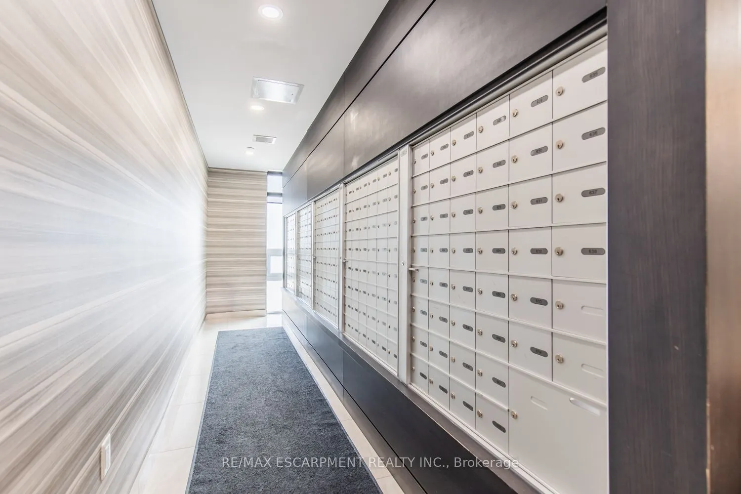 125 Shoreview Place, #510