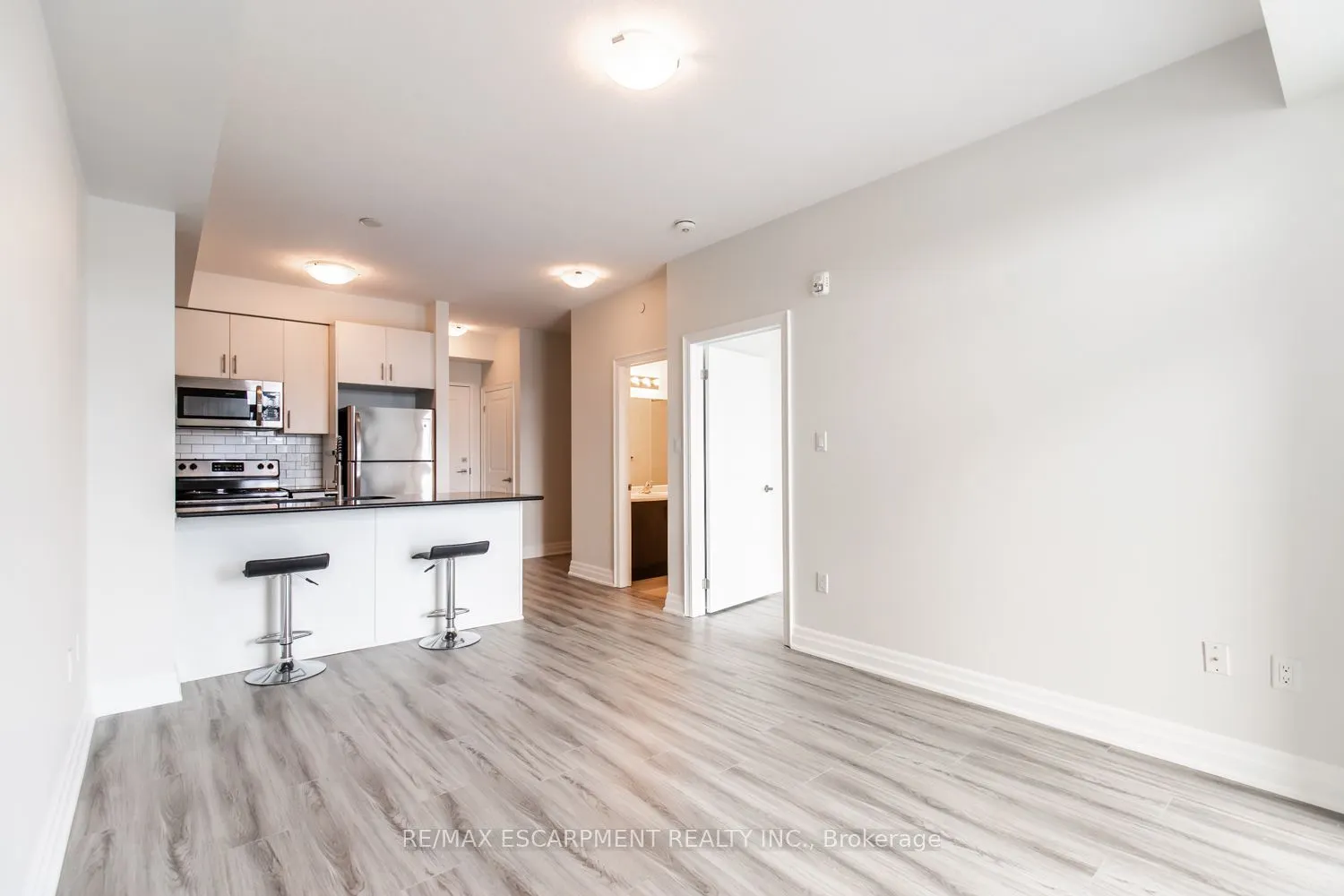 125 Shoreview Place, #510