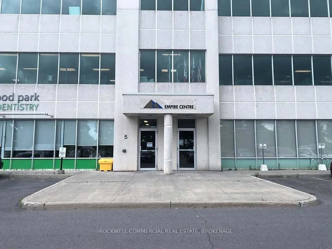 496 Discovery Avenue