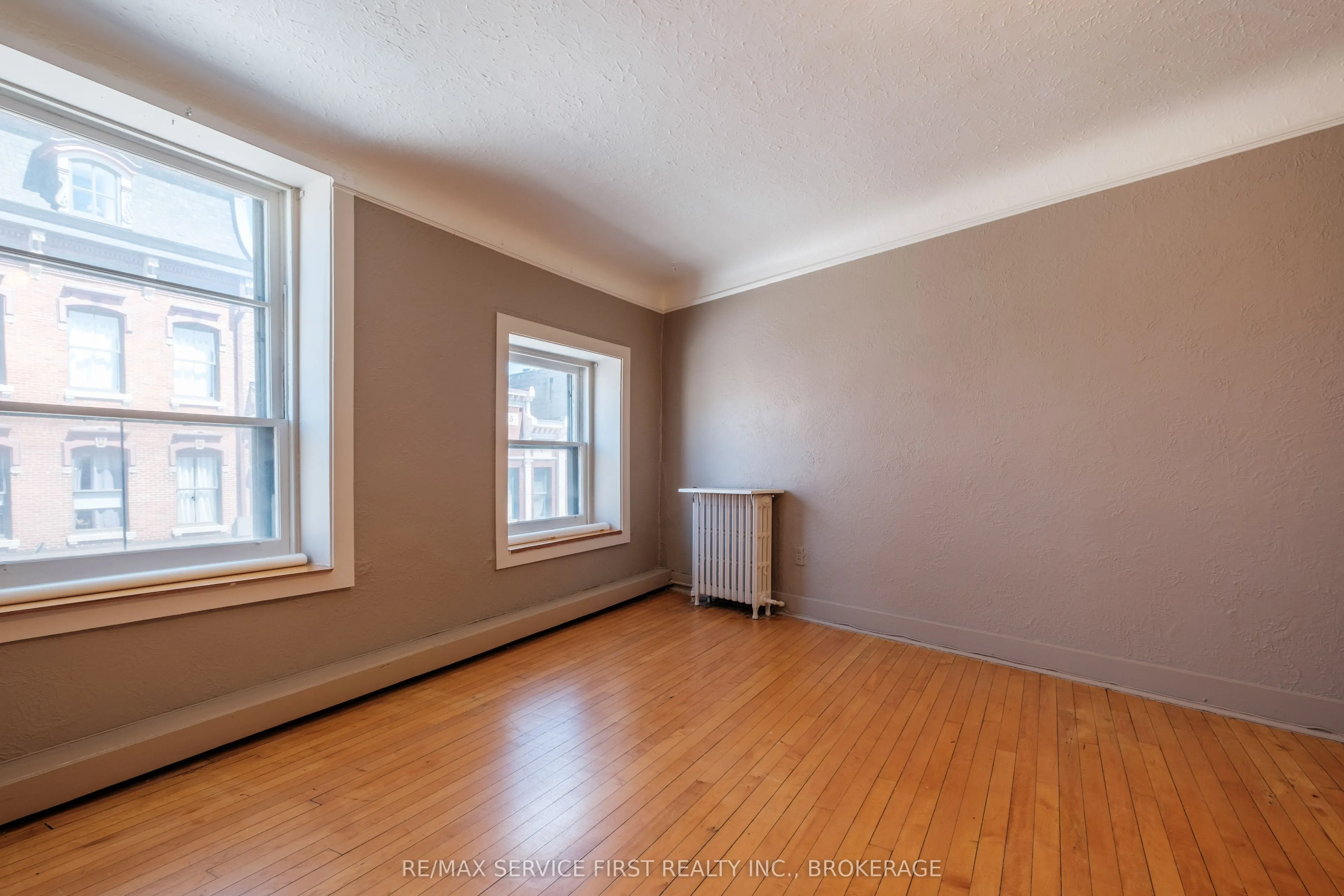 82-94 155-159 Brock St & Wellington St. Street