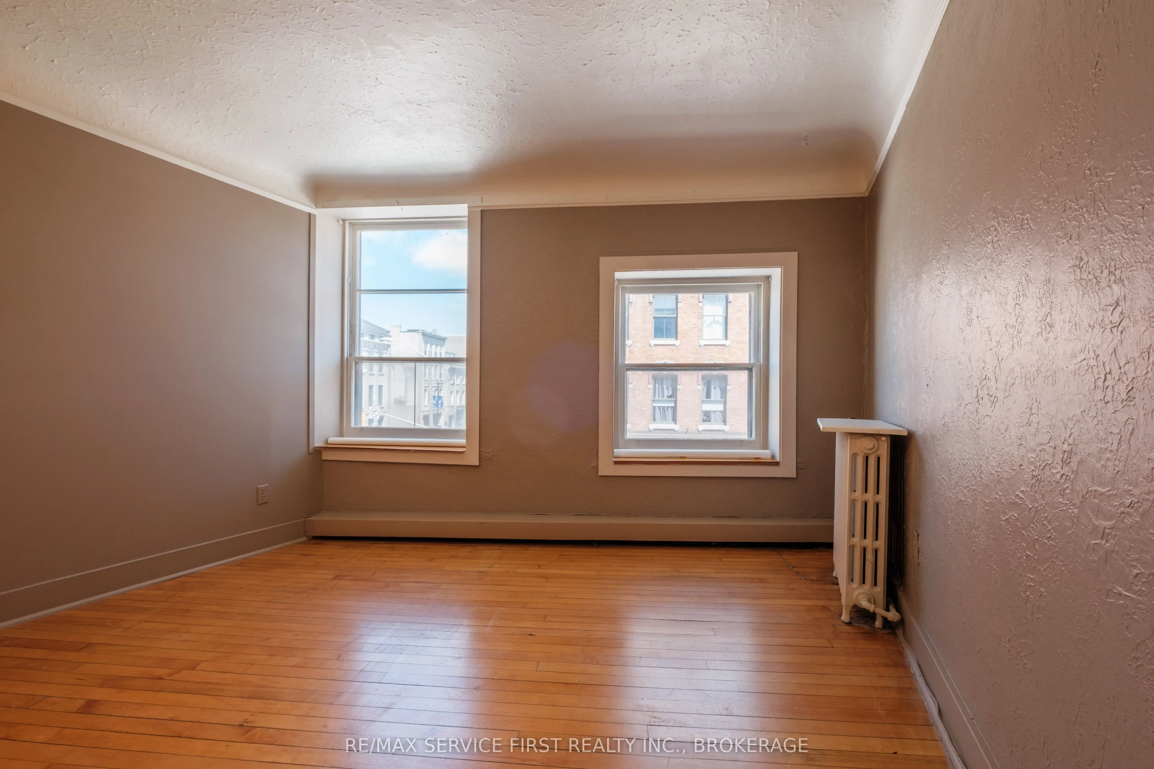 82-94 155-159 Brock St & Wellington St. Street