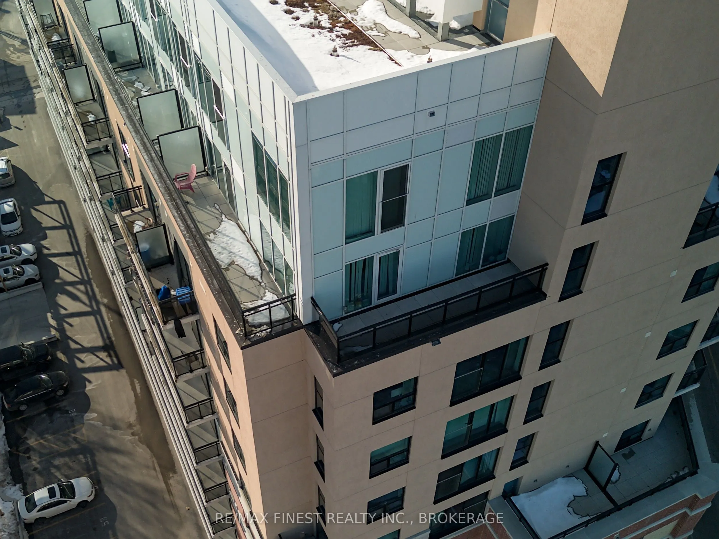 652 Princess Street, #911