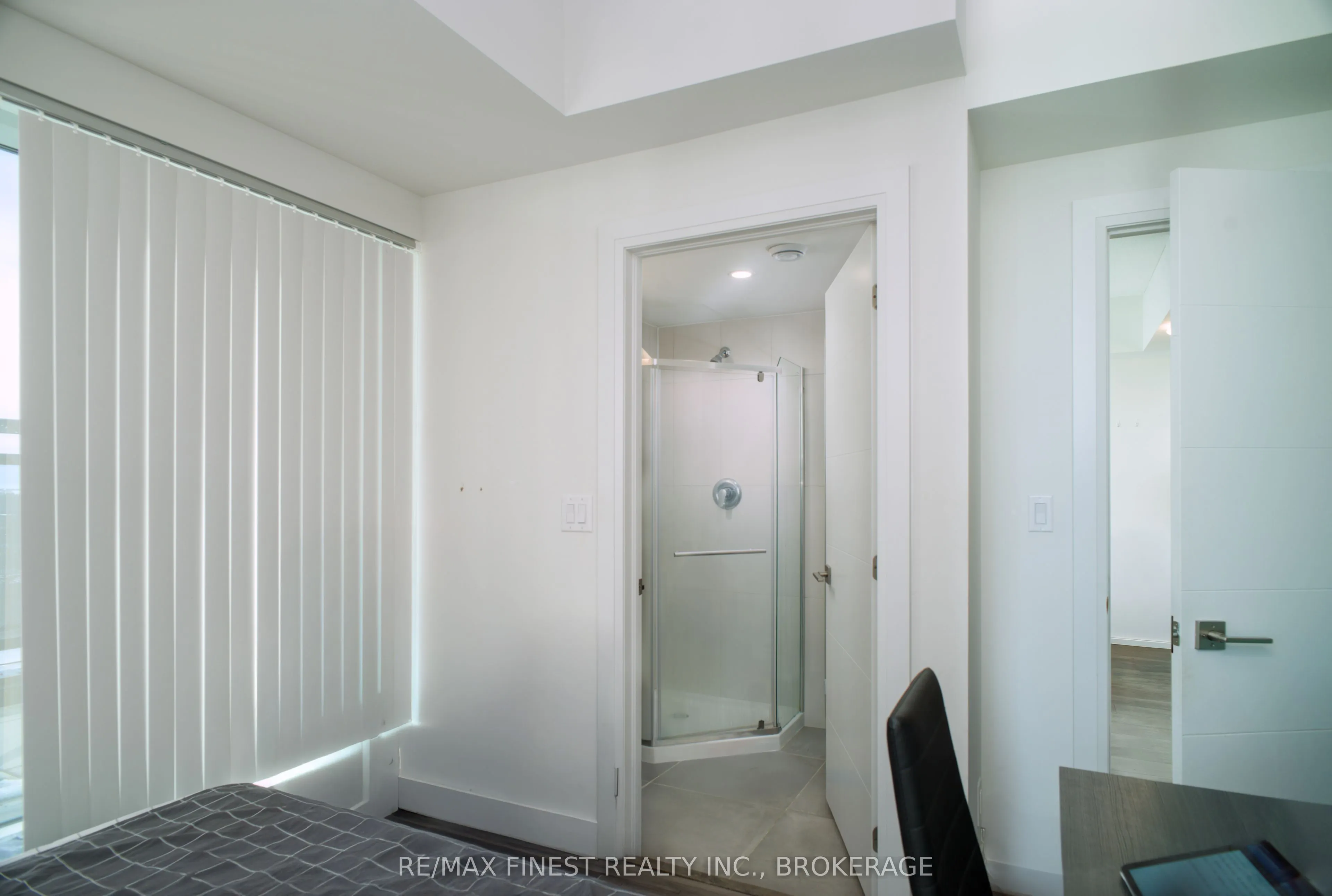 652 Princess Street, #911