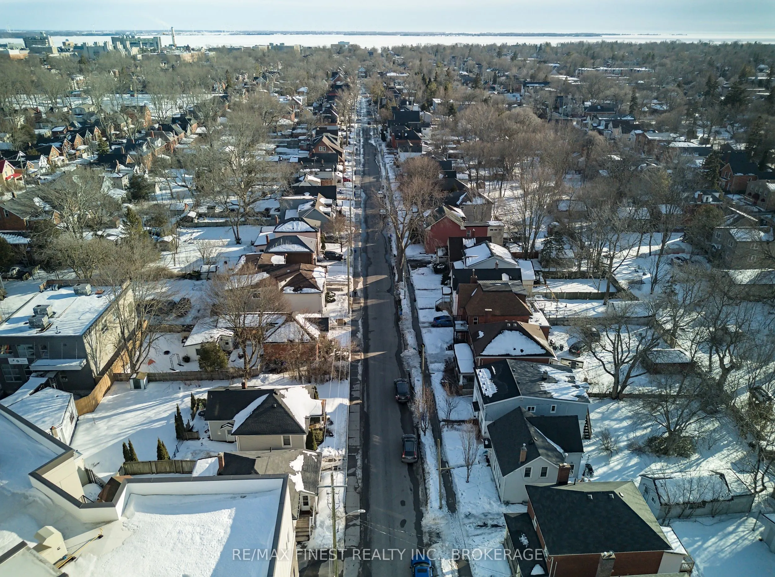 652 Princess Street, #911