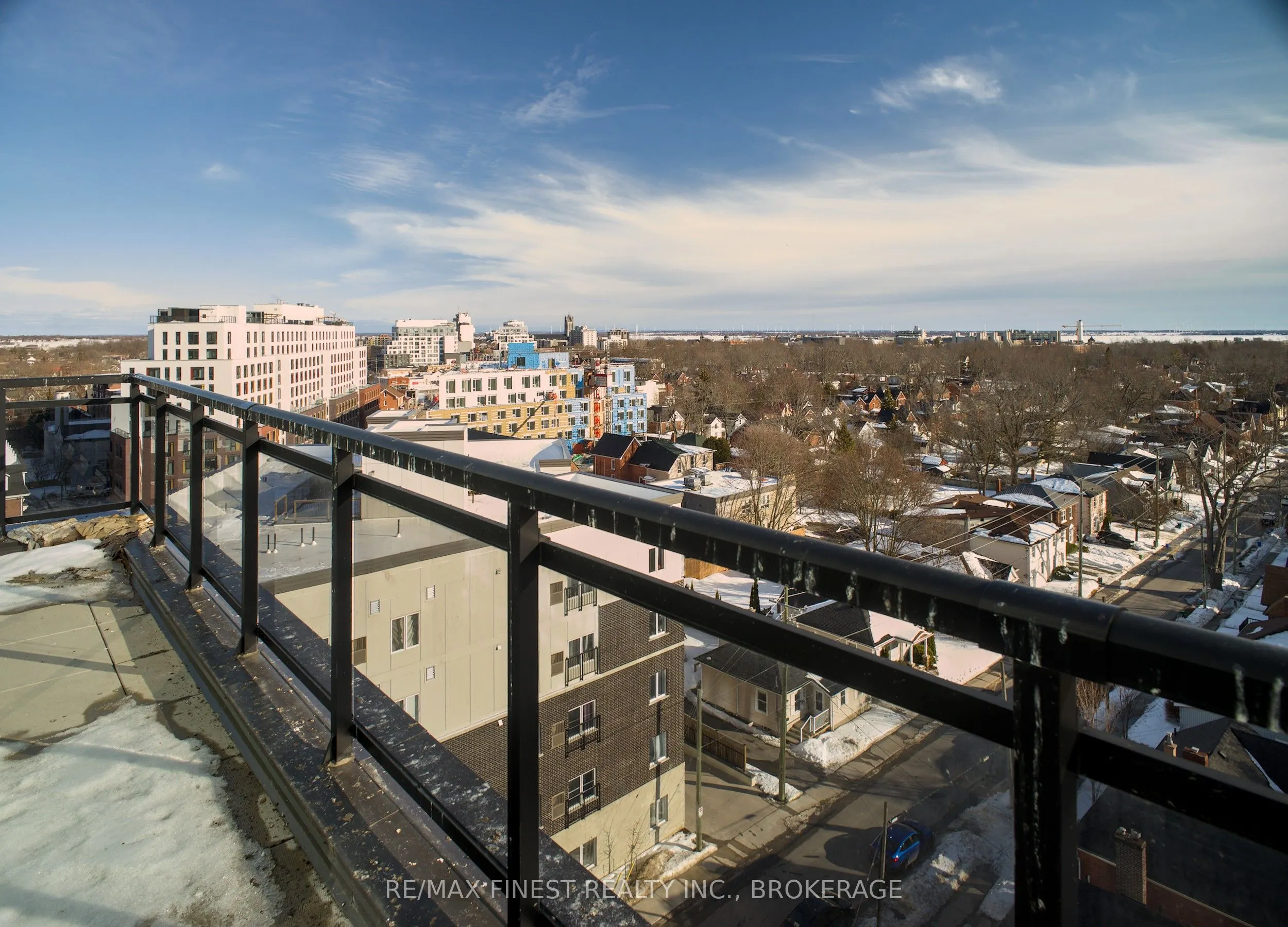 652 Princess Street, #911