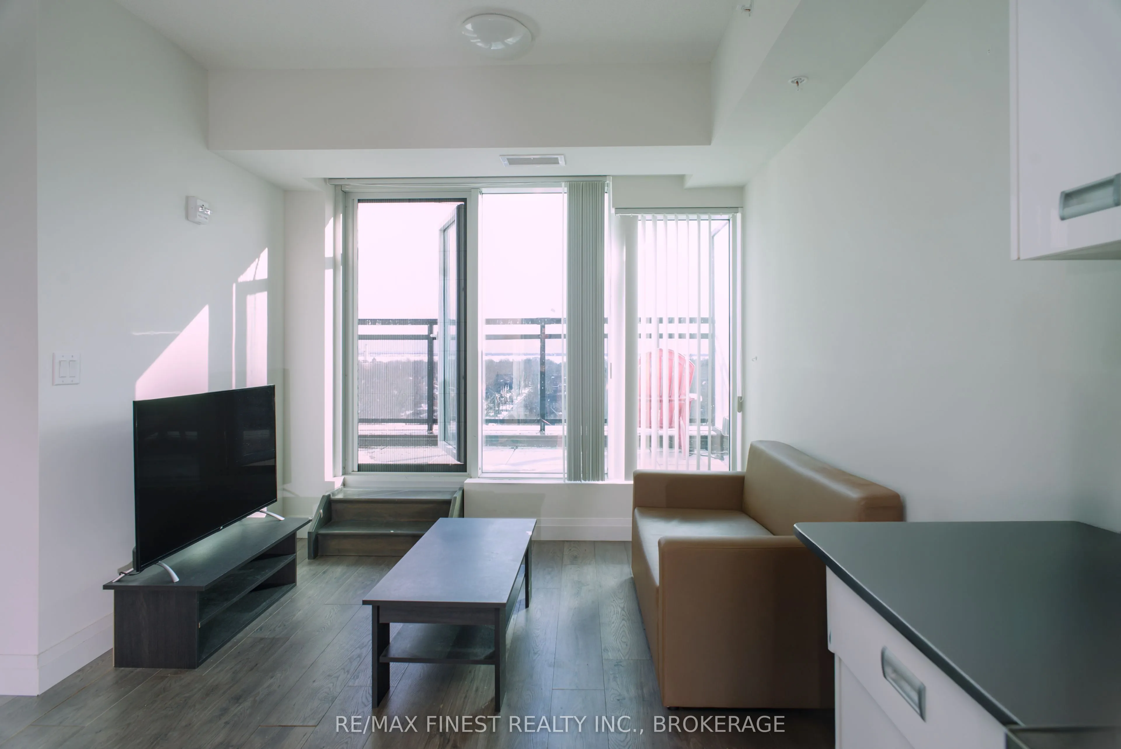 652 Princess Street, #911