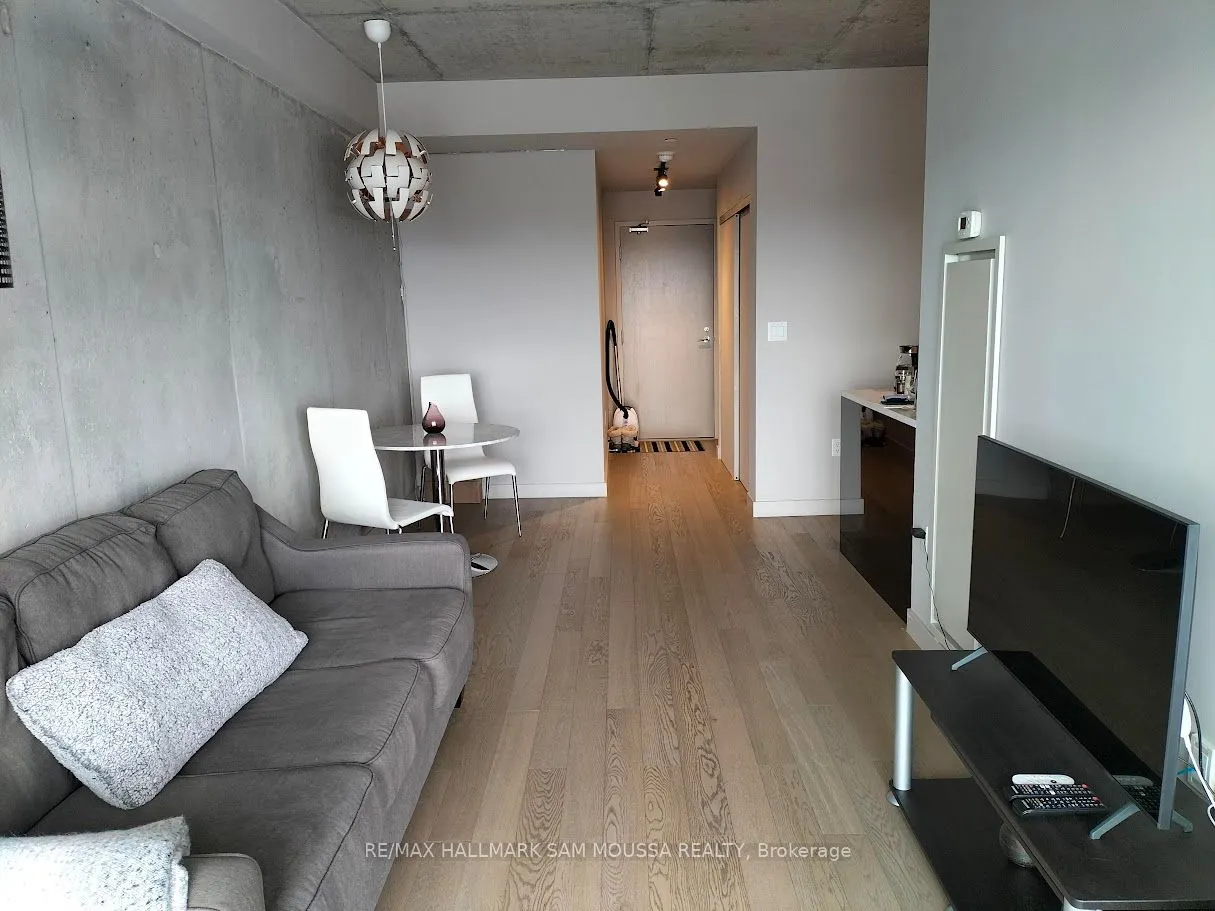 224 Lyon Street N, #1401