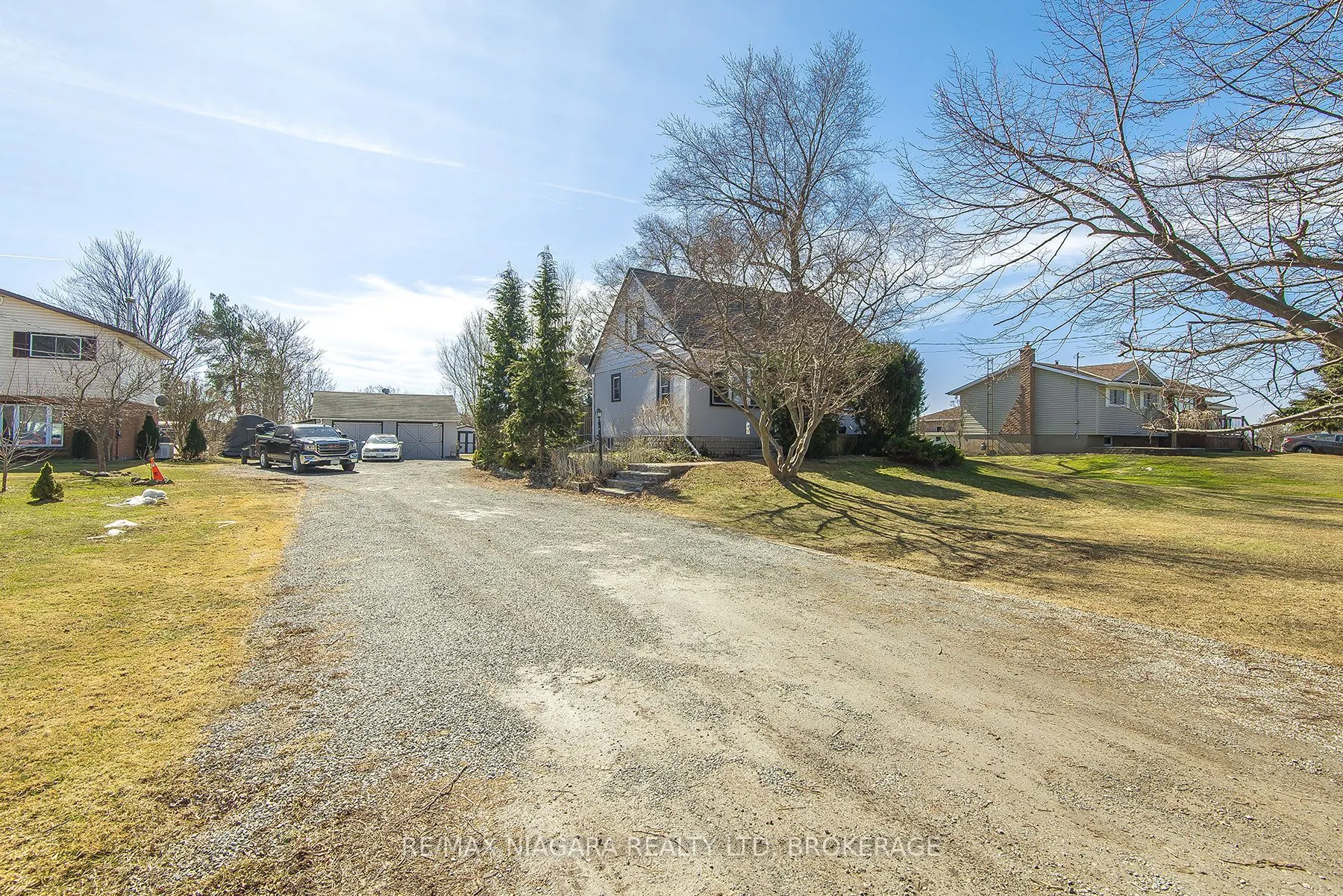 971 Hwy 3 Highway E