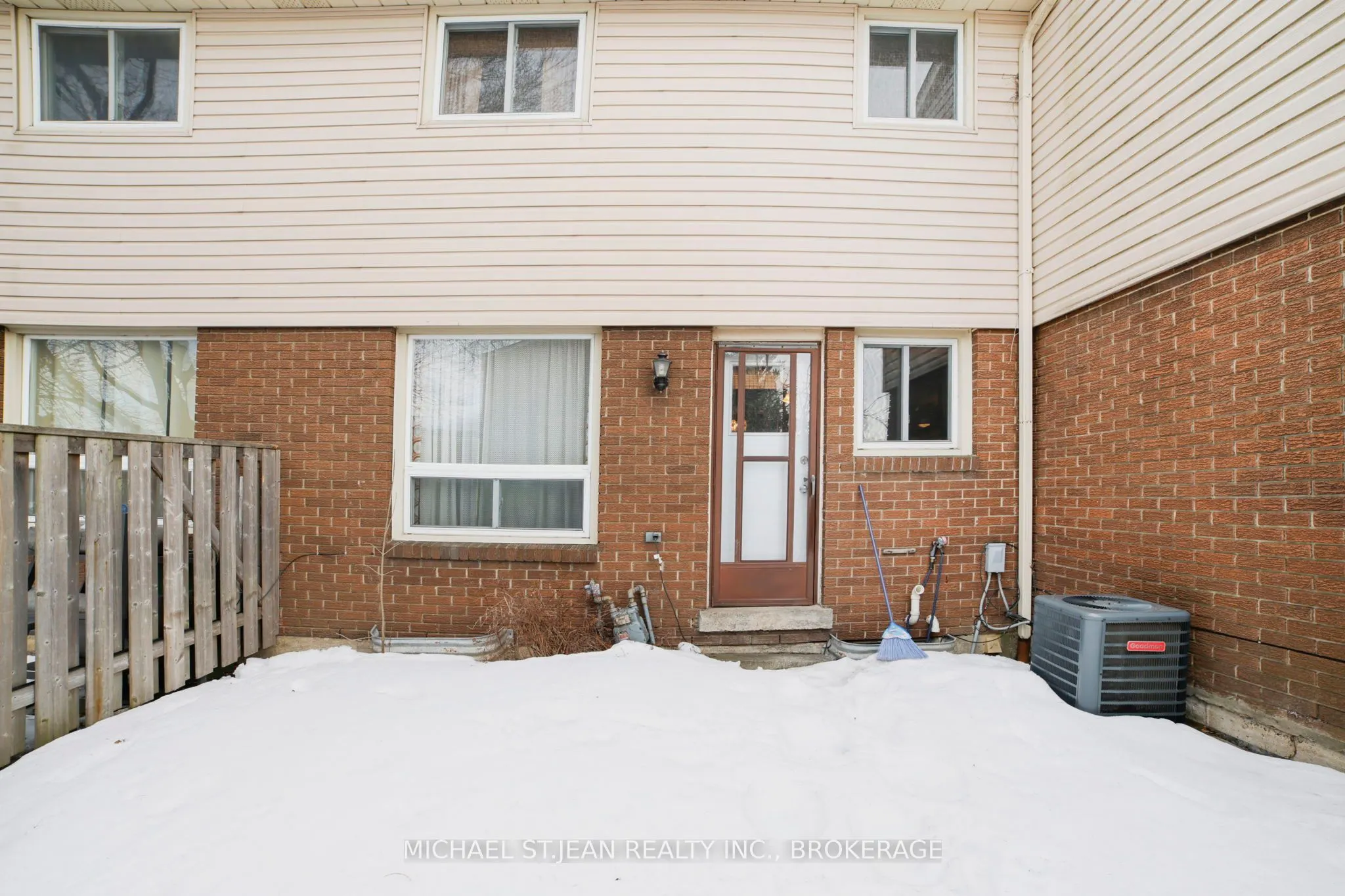 1350 Limeridge Road E, #7
