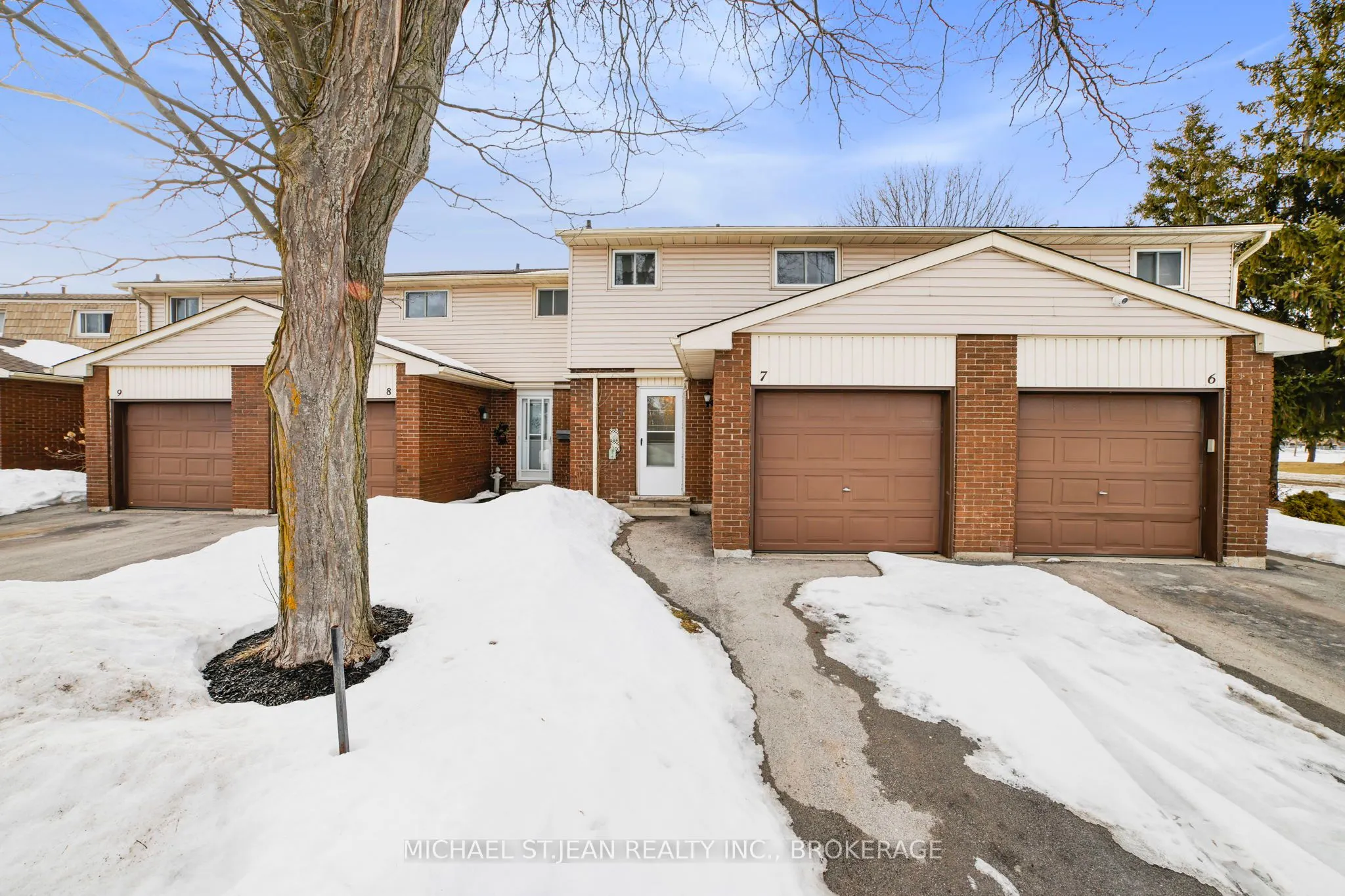 1350 Limeridge Road E, #7